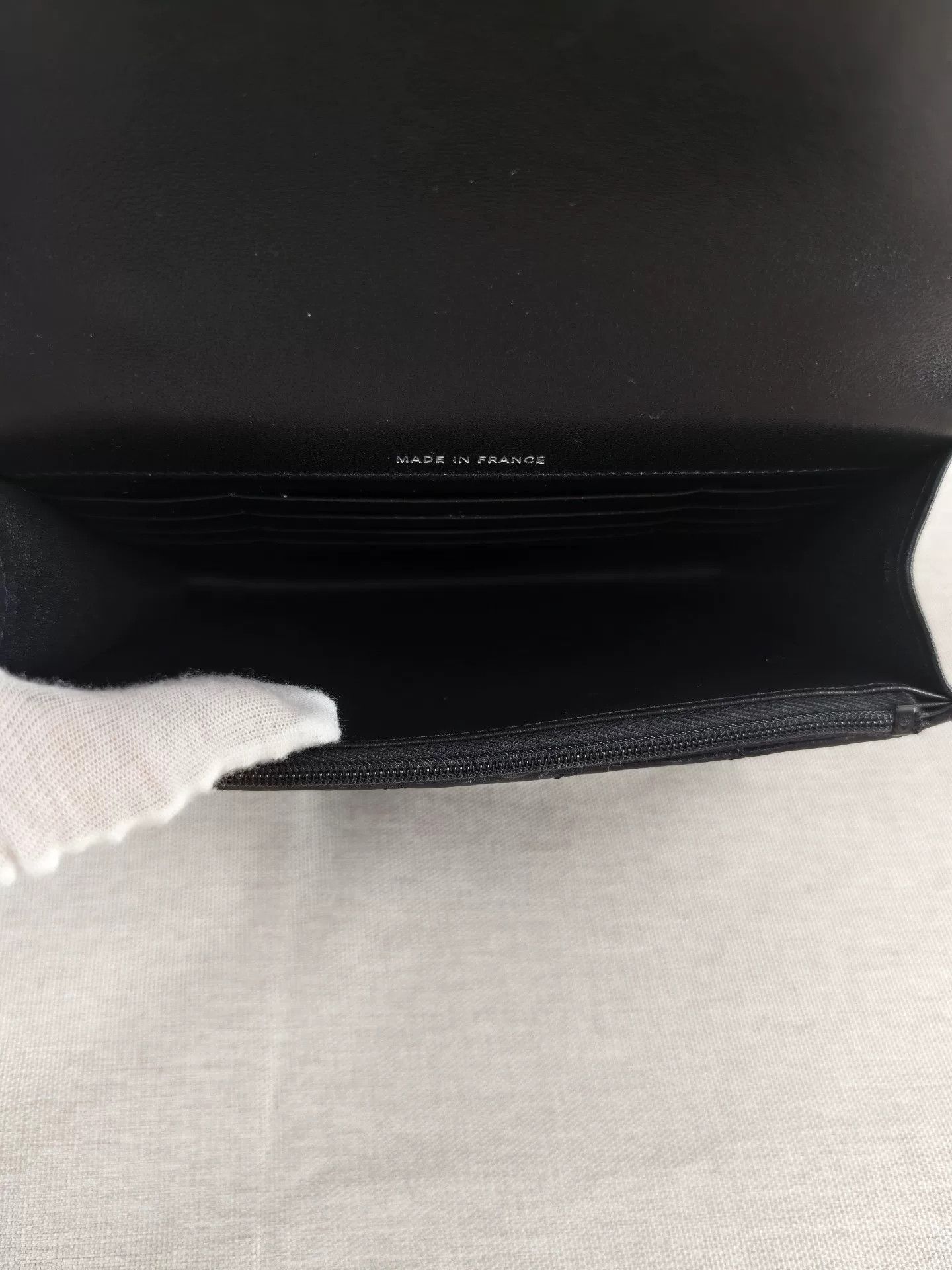 Chanel Pre-loved Bag Very good condition Size ONE SIZE - 4 Thumbnail
