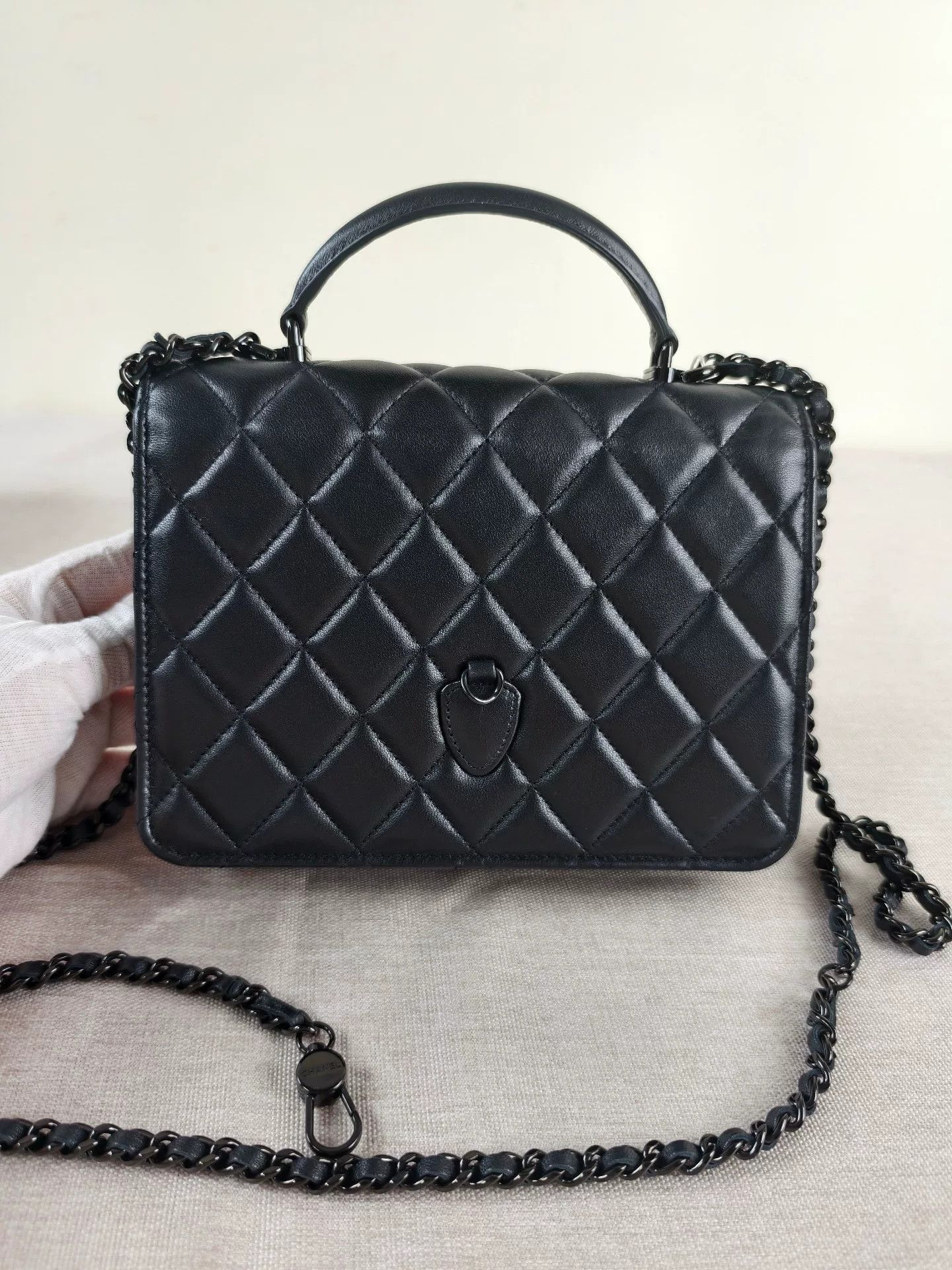 Chanel Pre-loved Bag Very good condition Size ONE SIZE - 7 Thumbnail