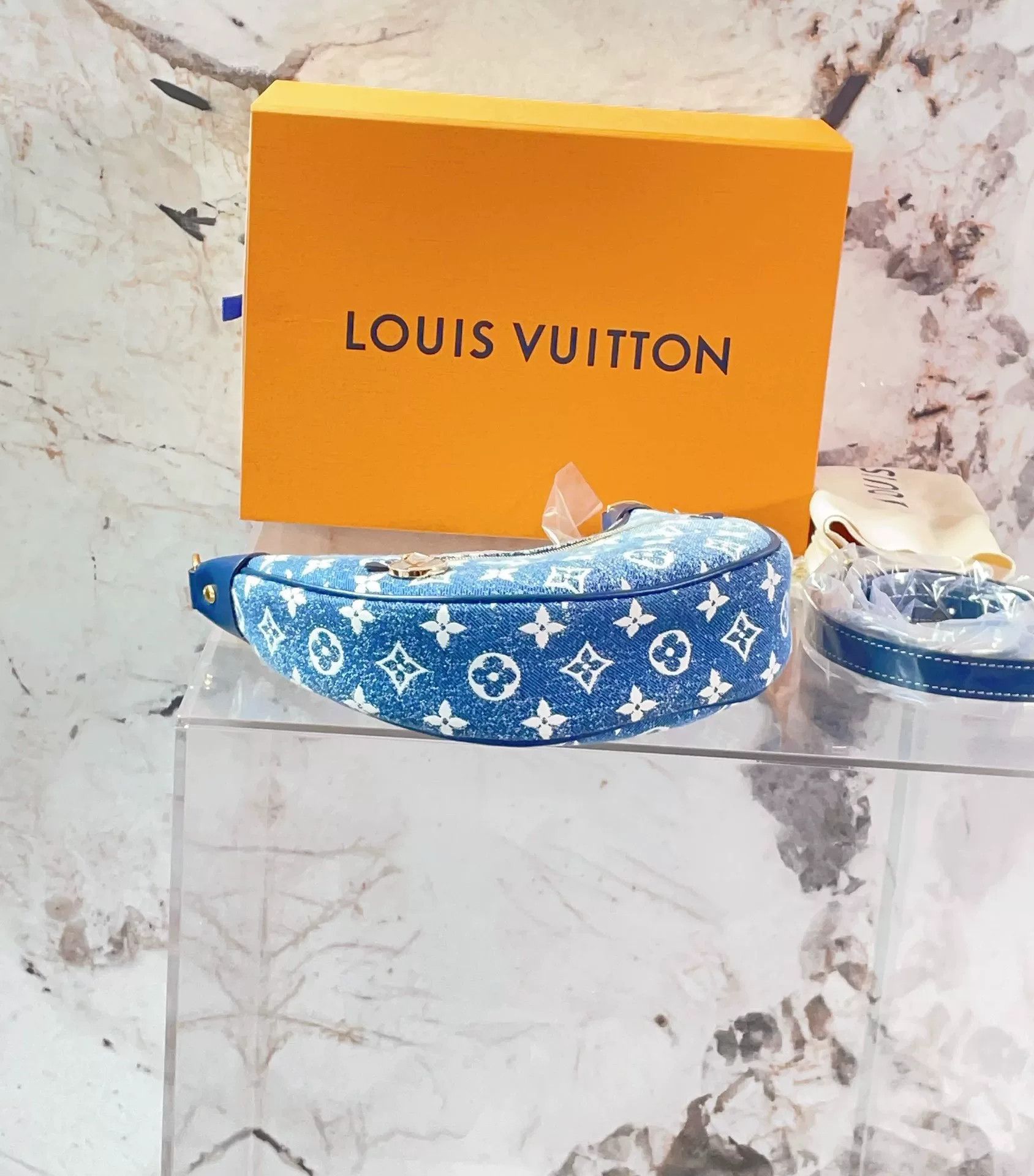 Louis Vuitton Pre-loved Bag Very good condition Size ONE SIZE - 5 Thumbnail