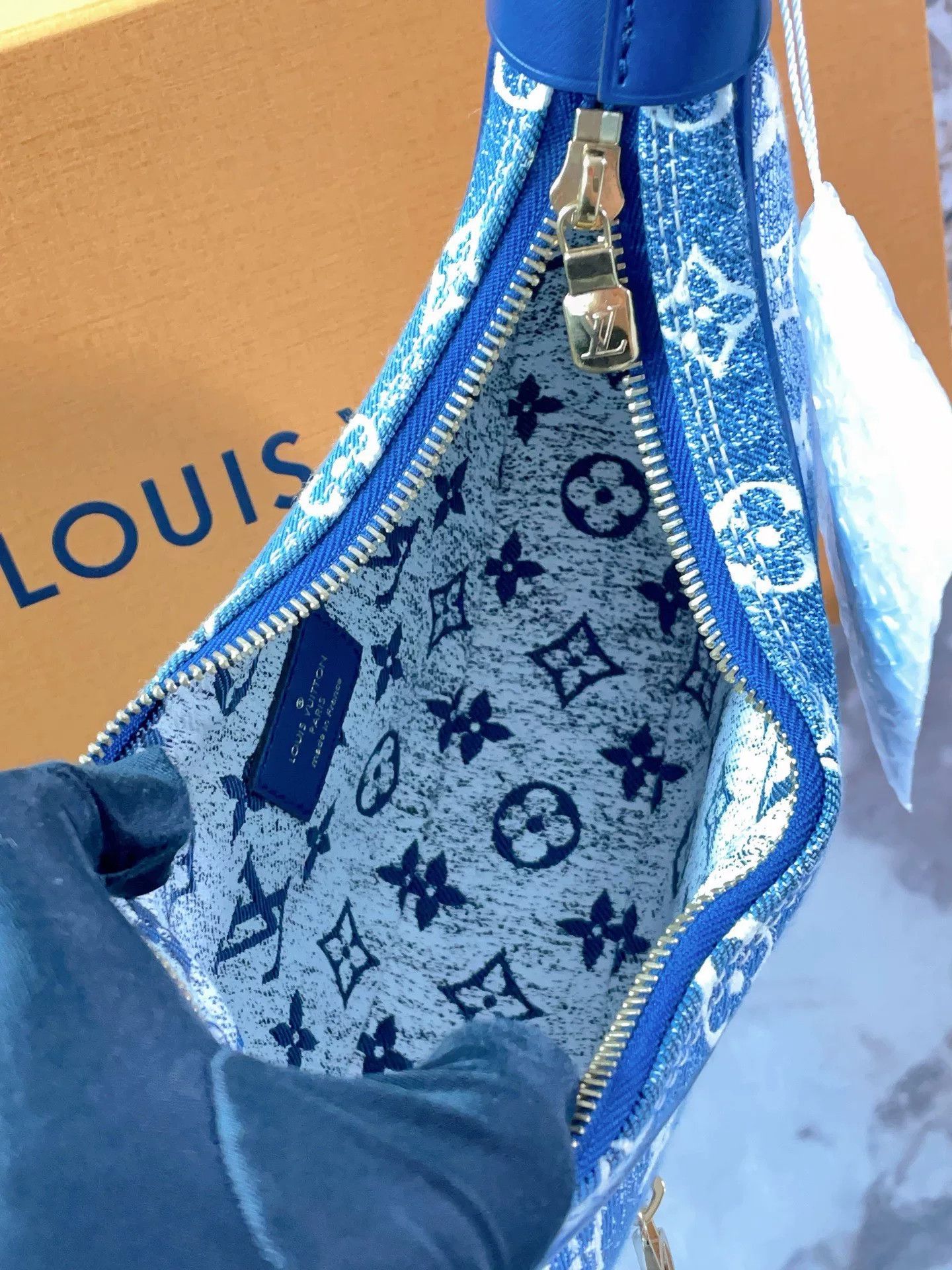 Louis Vuitton Pre-loved Bag Very good condition Size ONE SIZE - 9 Thumbnail
