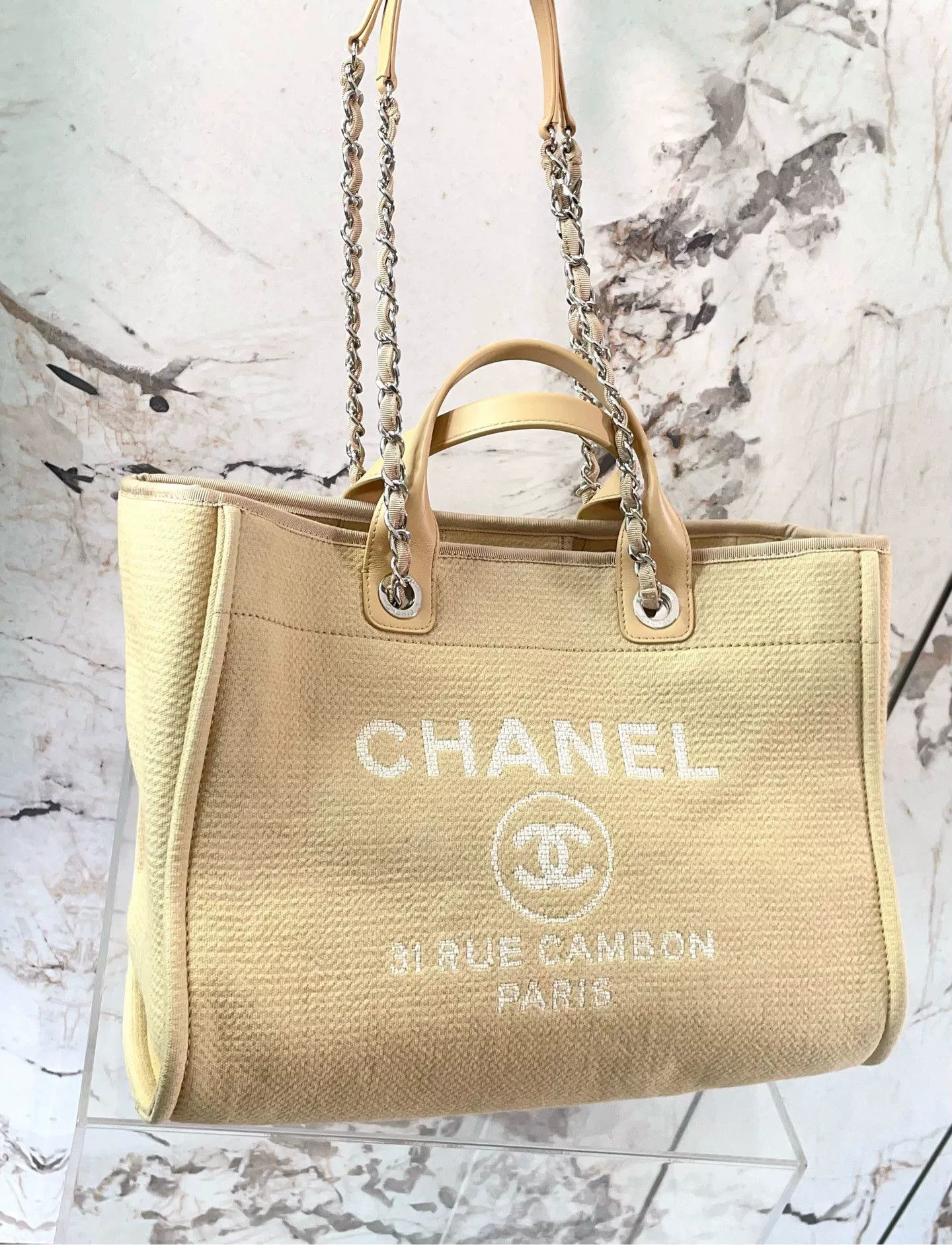 Chanel Pre-loved Bag Very good condition Size ONE SIZE - 6 Thumbnail
