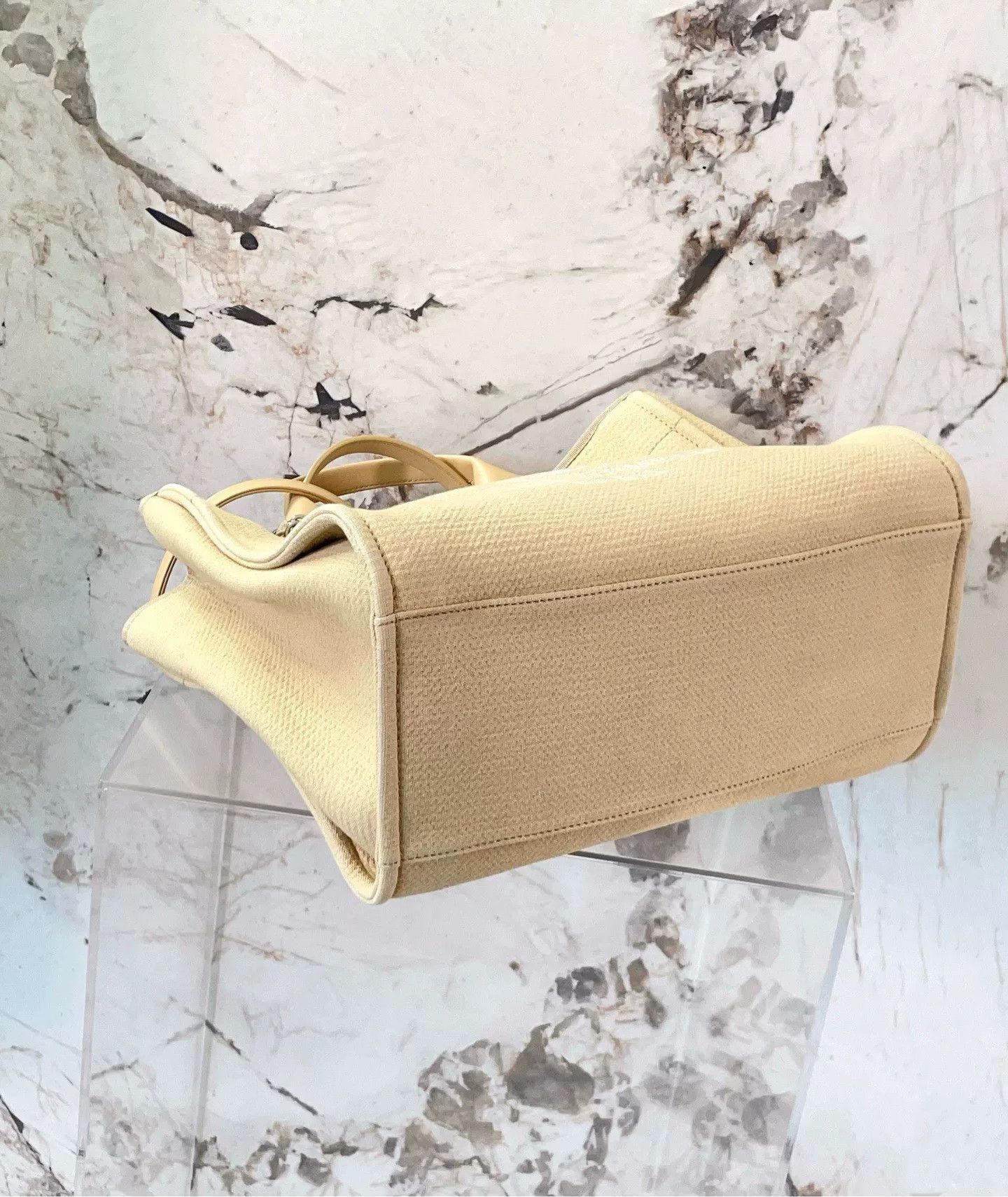 Chanel Pre-loved Bag Very good condition Size ONE SIZE - 5 Thumbnail