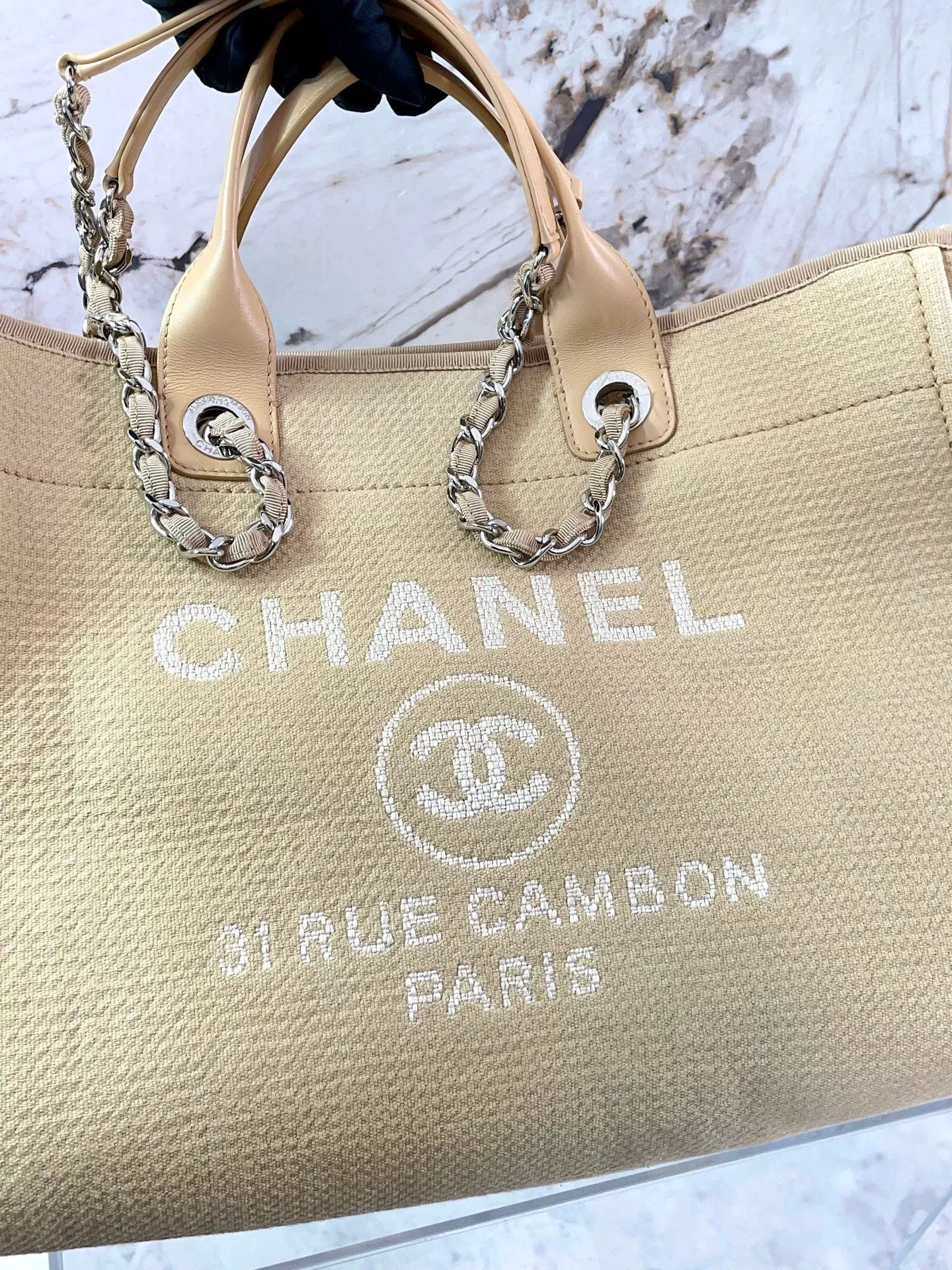 Chanel Pre-loved Bag Very good condition Size ONE SIZE - 7 Thumbnail