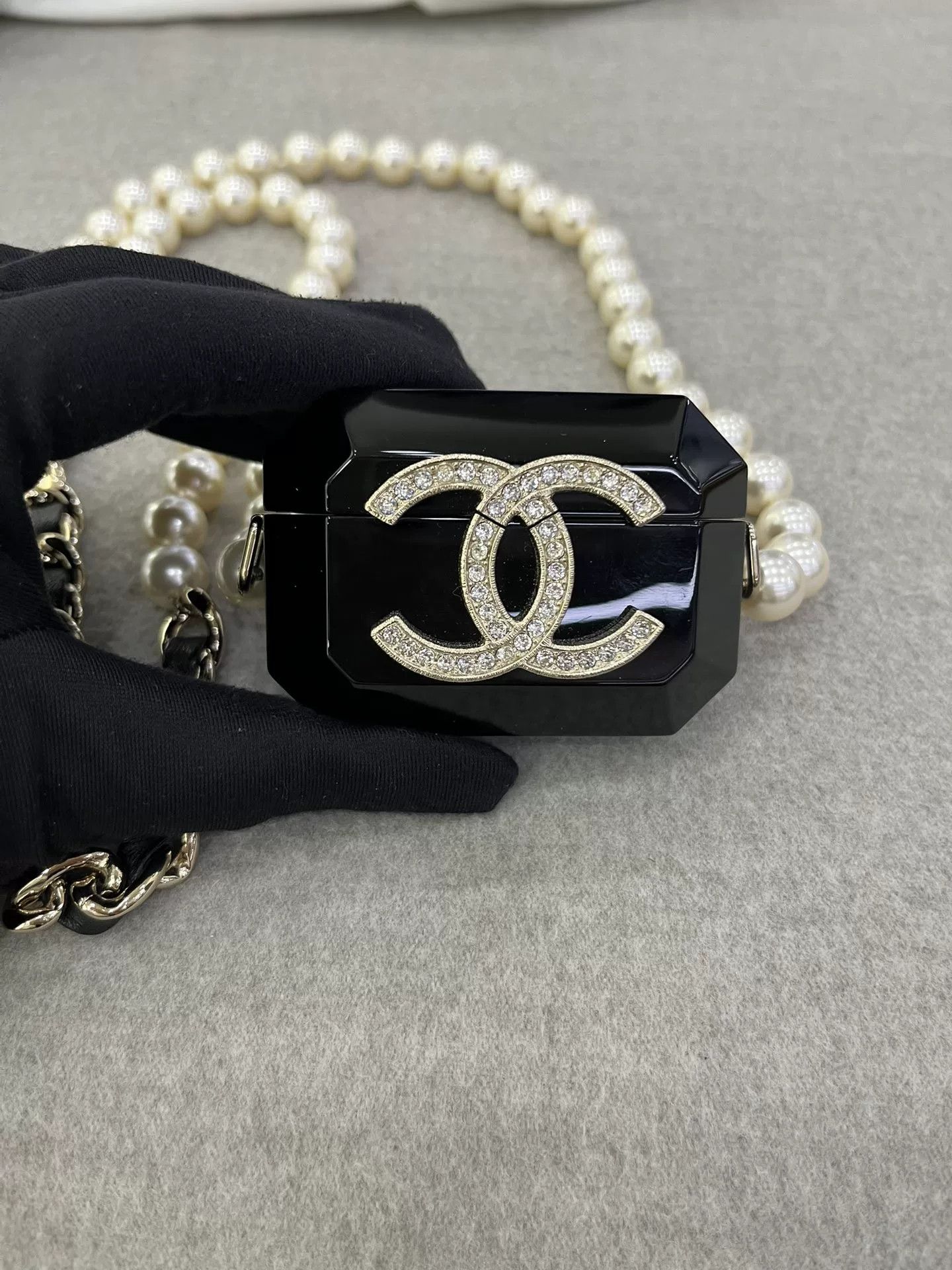 Chanel Pre-loved Bag Very good condition Size ONE SIZE - 2 Thumbnail