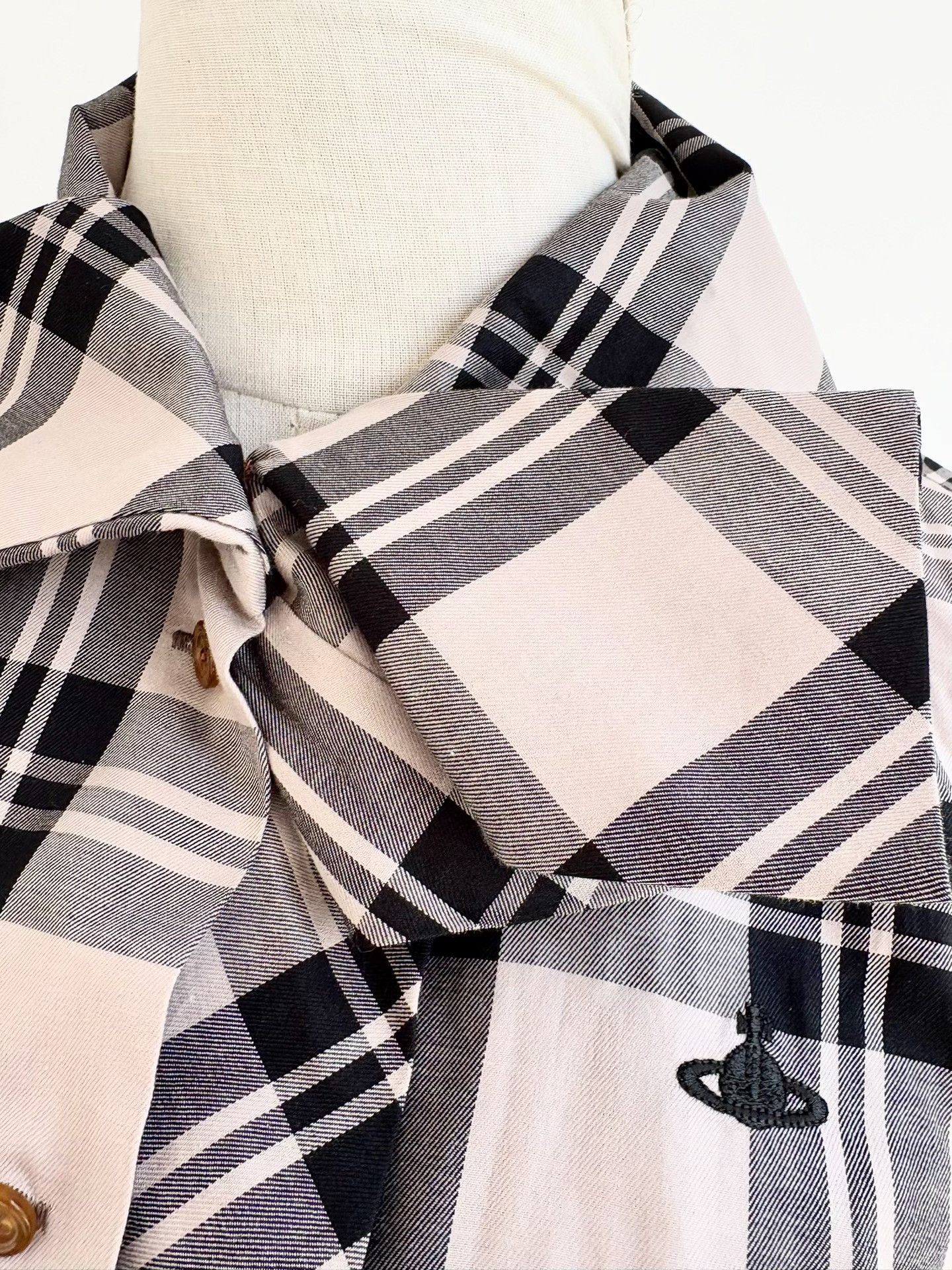 Vivienne Westwood Vivienne Westwood Vintage Beige Plaid Shirt Size M / US 6-8 / IT 42-44 - 6 Thumbnail