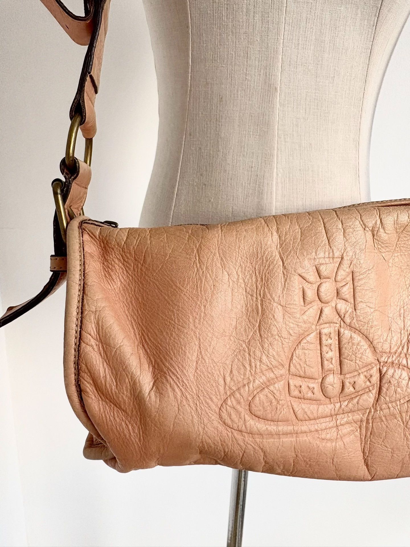 Vivienne Westwood Vivienne Westwood Vintage Beige Saturn Crossbody Size ONE SIZE - 3 Thumbnail