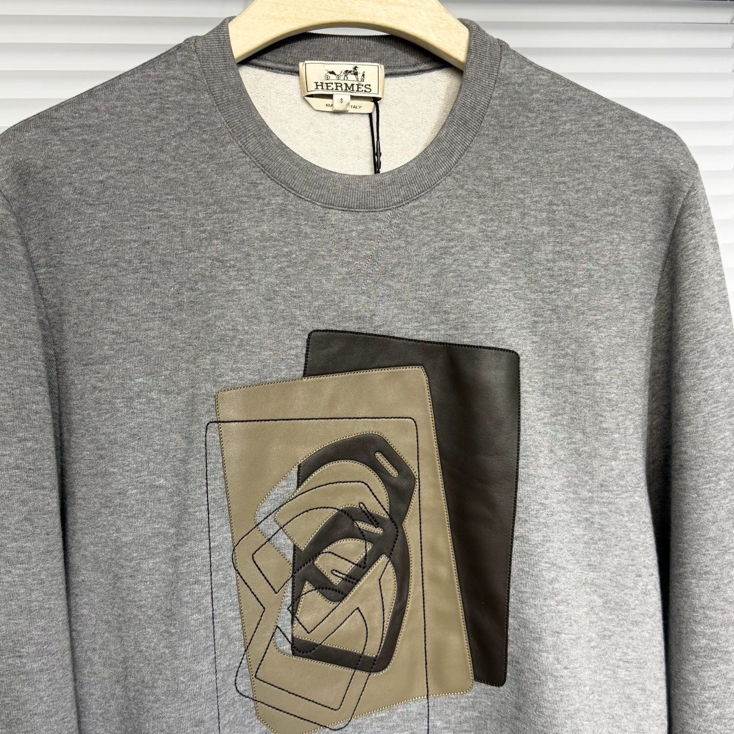 Hermes Hermès Gray Sweatshirt Patchwork Embroidery Size US S / EU 44-46 / 1 - 3 Thumbnail