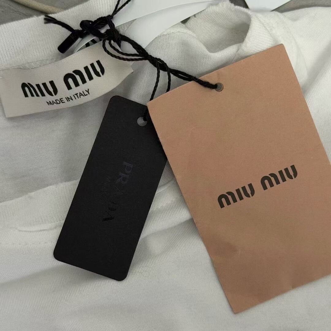 Miu Miu Miu Miu Logo Short Sleeve Top Size M / US 6-8 / IT 42-44 - 2 Thumbnail