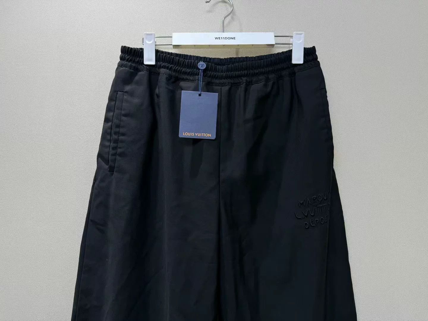 Louis Vuitton Louis Vuitton LV x Pharrell Embroidered Logo Pants Size US 34 / EU 50 - 2 Thumbnail