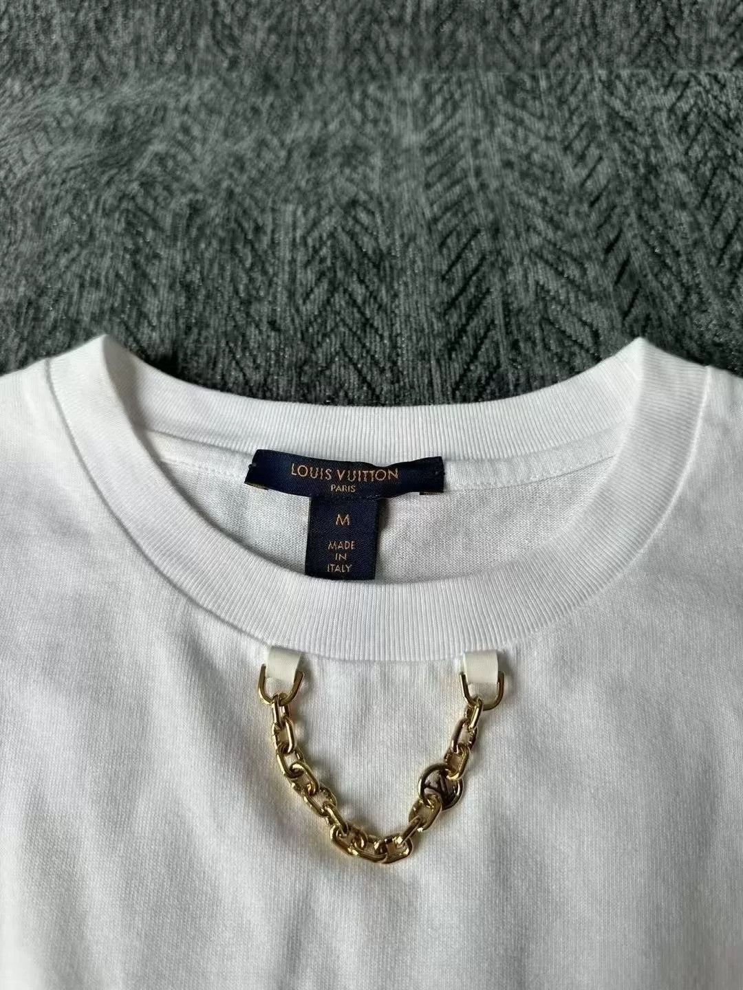 Louis Vuitton Louis Vuitton LV Chain Short-Sleeve Size M / US 6-8 / IT 42-44 - 3 Thumbnail