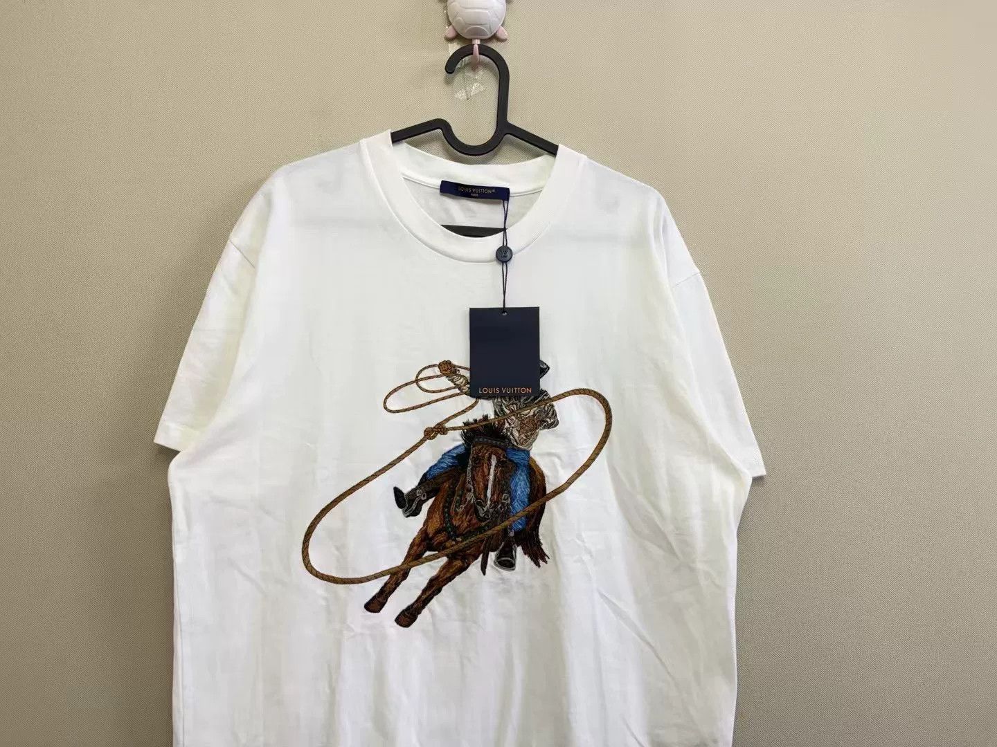 Louis Vuitton Louis Vuitton White Western Cowboy Embroidered Tee Size US M / EU 48-50 / 2 - 2 Thumbnail