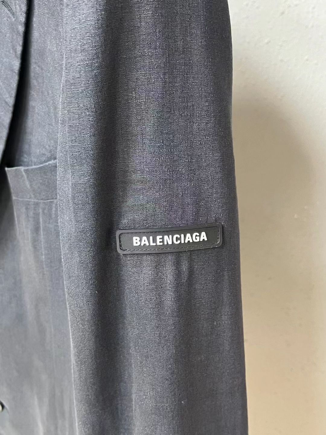 Balenciaga Balenciaga Sleeve Logo Linen Blazer Size US S / EU 44-46 / 1 - 3 Thumbnail