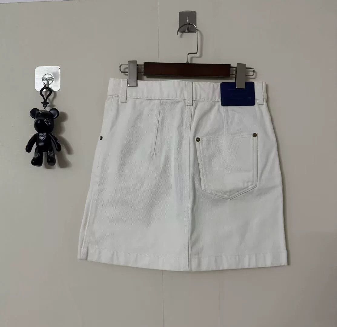 Louis Vuitton LV White Monogram Pocket Denim Skirt Size 36" / US 14 / IT 50 - 2 Thumbnail