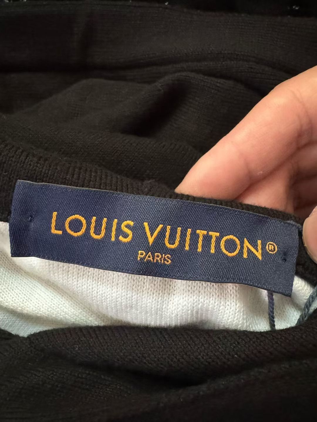 Louis Vuitton LV New Black White Gradient Monogram Sweater Hoodie Size US L / EU 52-54 / 3 - 3 Thumbnail