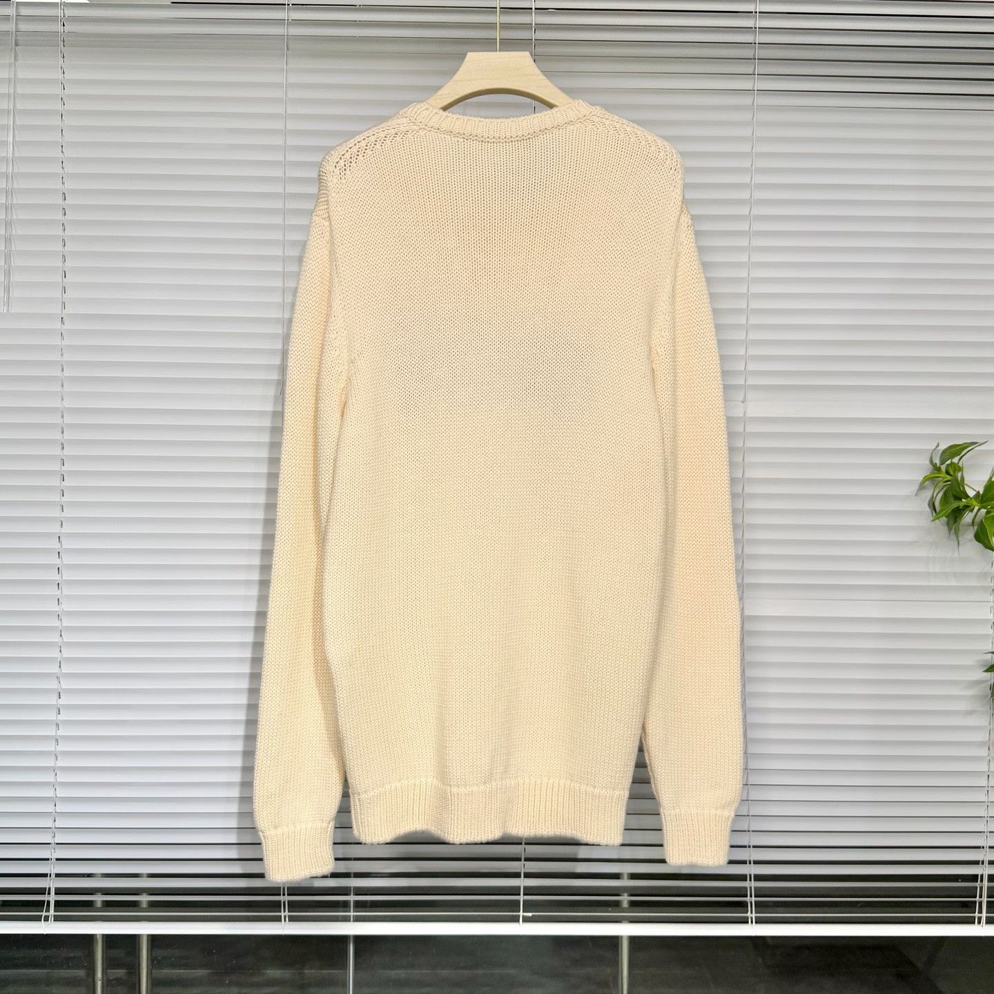 Fendi Fendi Embroidered Logo Knit Sweater Size US L / EU 52-54 / 3 - 2 Thumbnail