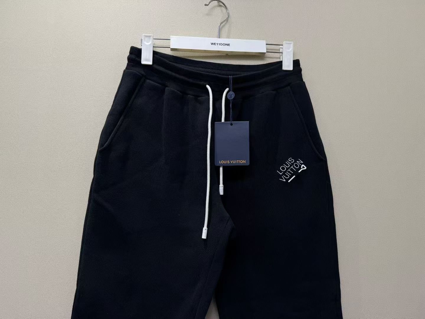 Louis Vuitton Louis Vuitton Black Embroidered Letter Trousers Size US 27 - 2 Thumbnail