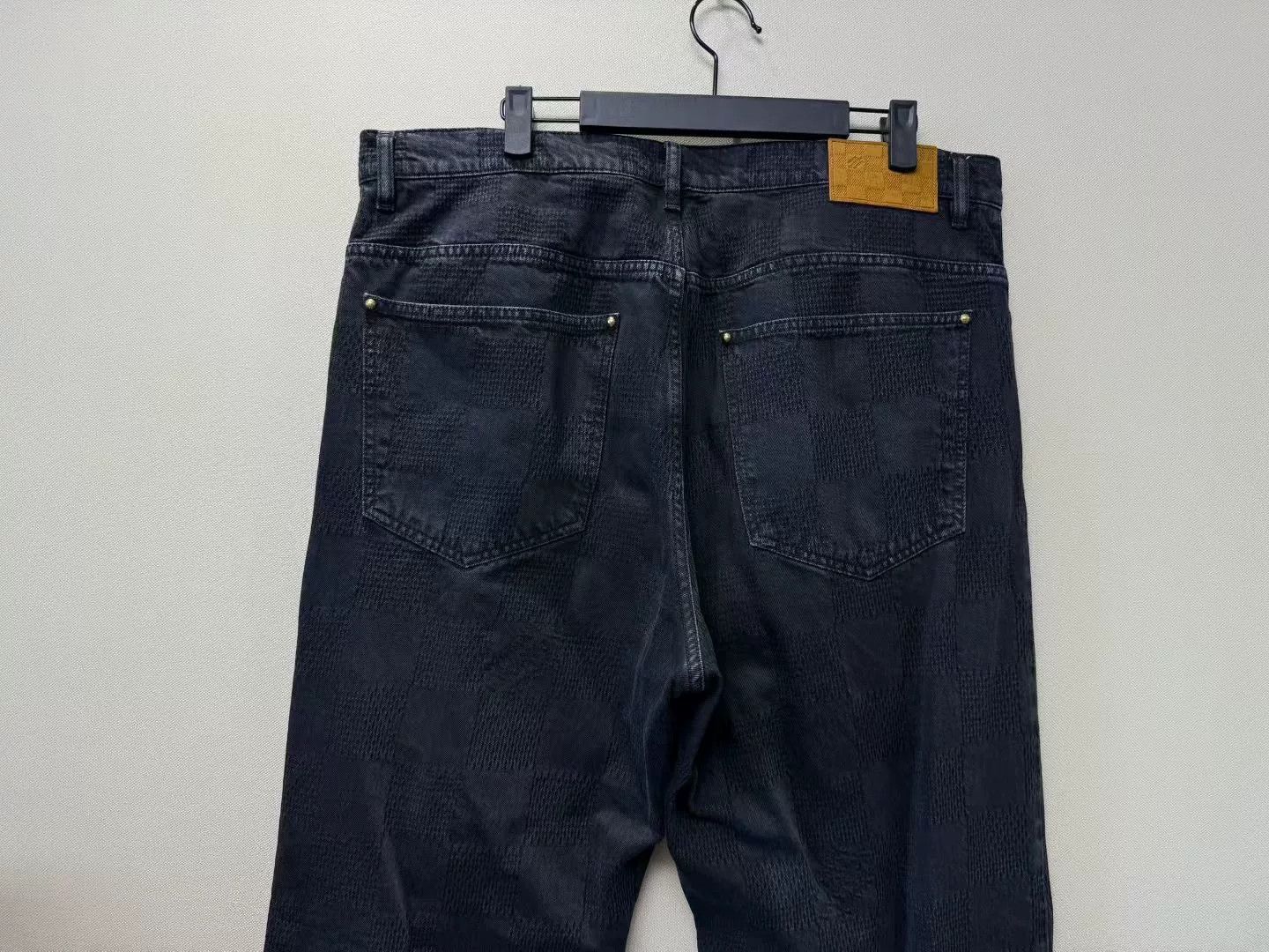 Louis Vuitton Louis Vuitton x Pharrell Logo Jeans Size US 36 / EU 52 - 5 Thumbnail