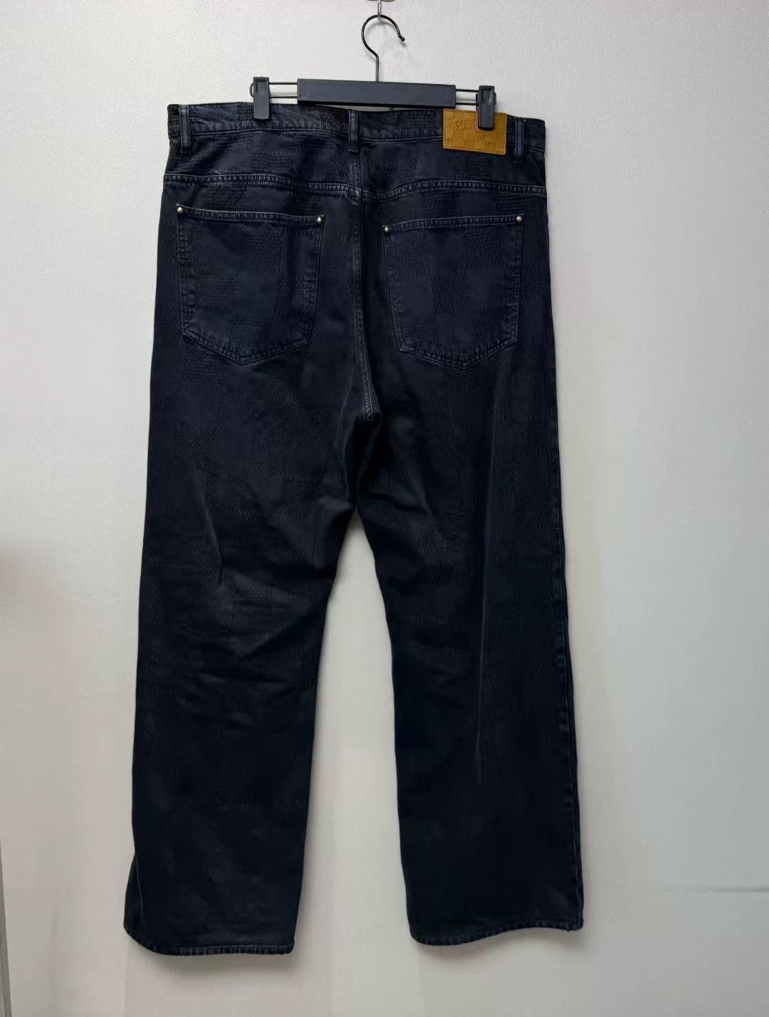 Louis Vuitton Louis Vuitton x Pharrell Logo Jeans Size US 36 / EU 52 - 4 Thumbnail