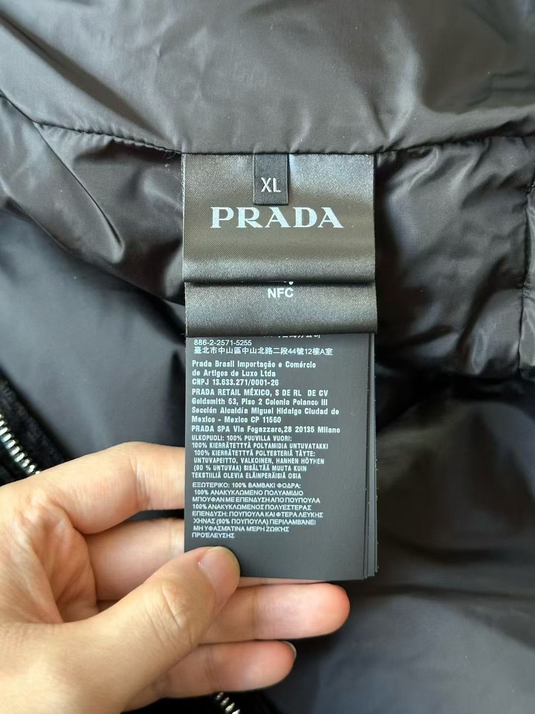 Prada Prada Corduroy Down Vest Size US XL / EU 56 / 4 - 4 Thumbnail