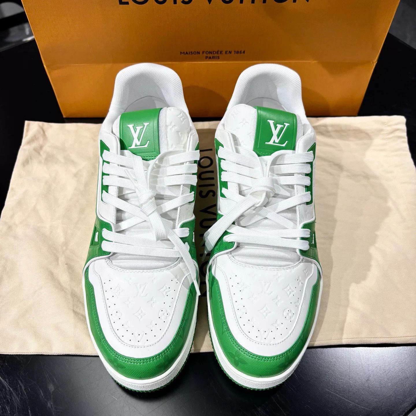 Louis Vuitton LV Trainer Monogram White Green Sneakers Size US 10 / EU 43 - 2 Thumbnail