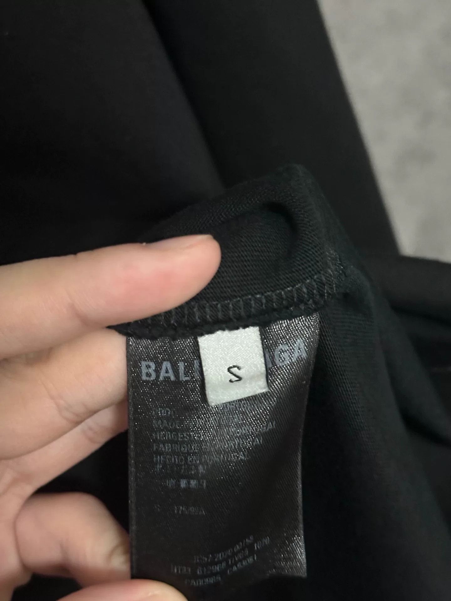 Balenciaga Balenciaga Short-Sleeve Logo Print T-Shirt Size US S / EU 44-46 / 1 - 3 Thumbnail