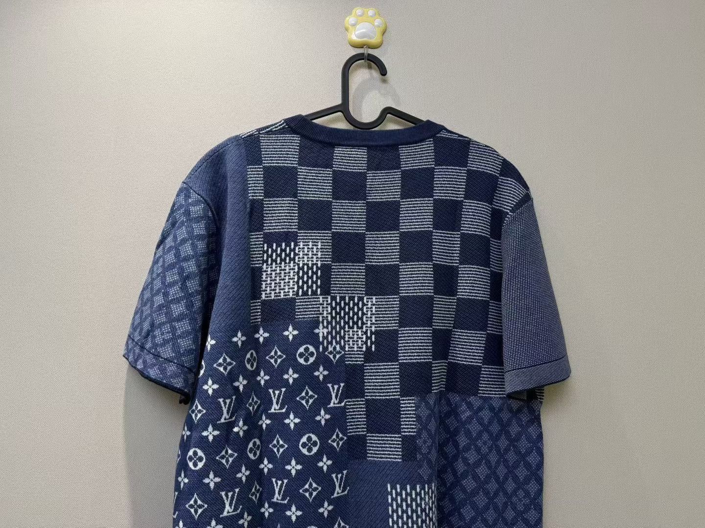 Louis Vuitton LV x NIGO Checkerboard Logo Knit T-shirt Size US L / EU 52-54 / 3 - 5 Thumbnail