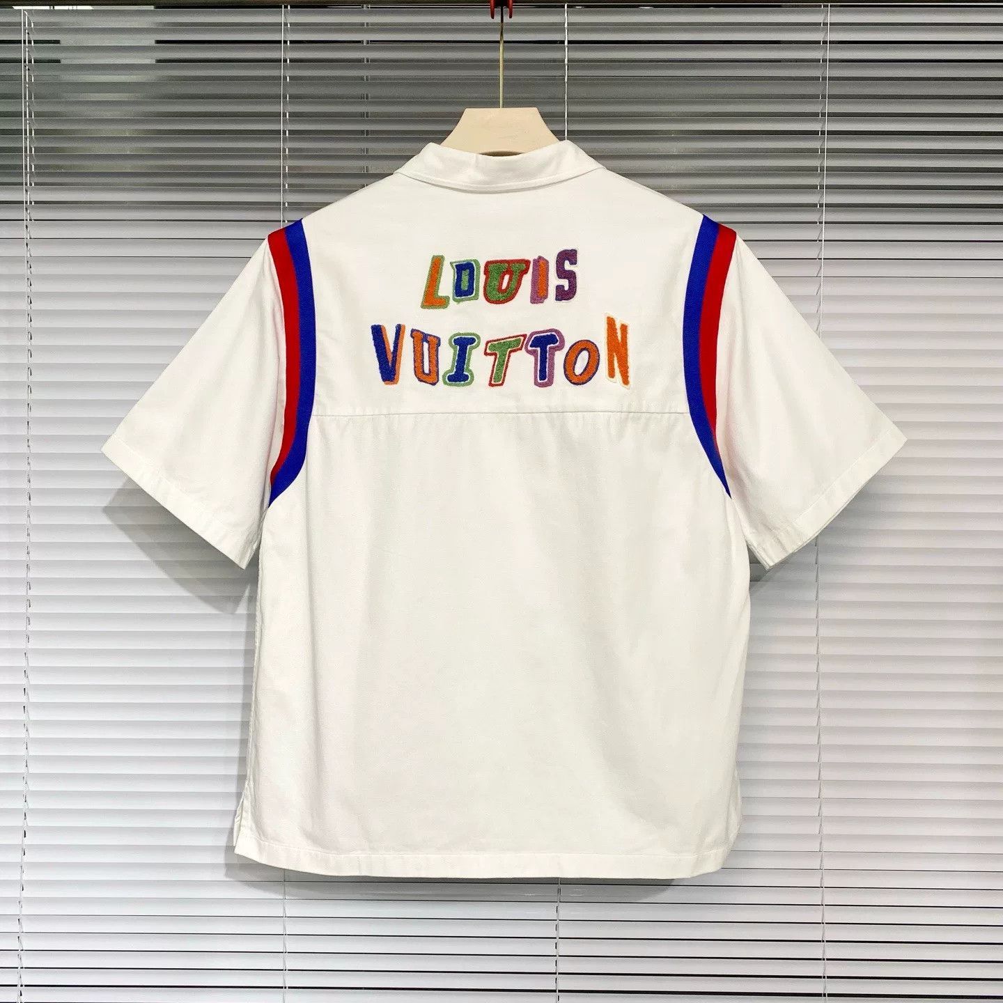 Louis Vuitton LV NBA Collaboration Embroidered Short-Sleeve Shirt Size US L / EU 52-54 / 3 - 2 Thumbnail