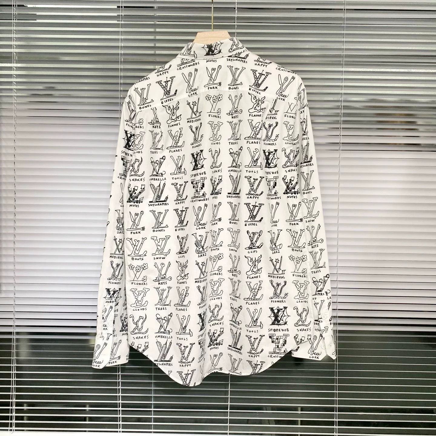 Louis Vuitton LV Long-Sleeve Logo Print Shirt Size US L / EU 52-54 / 3 - 2 Thumbnail