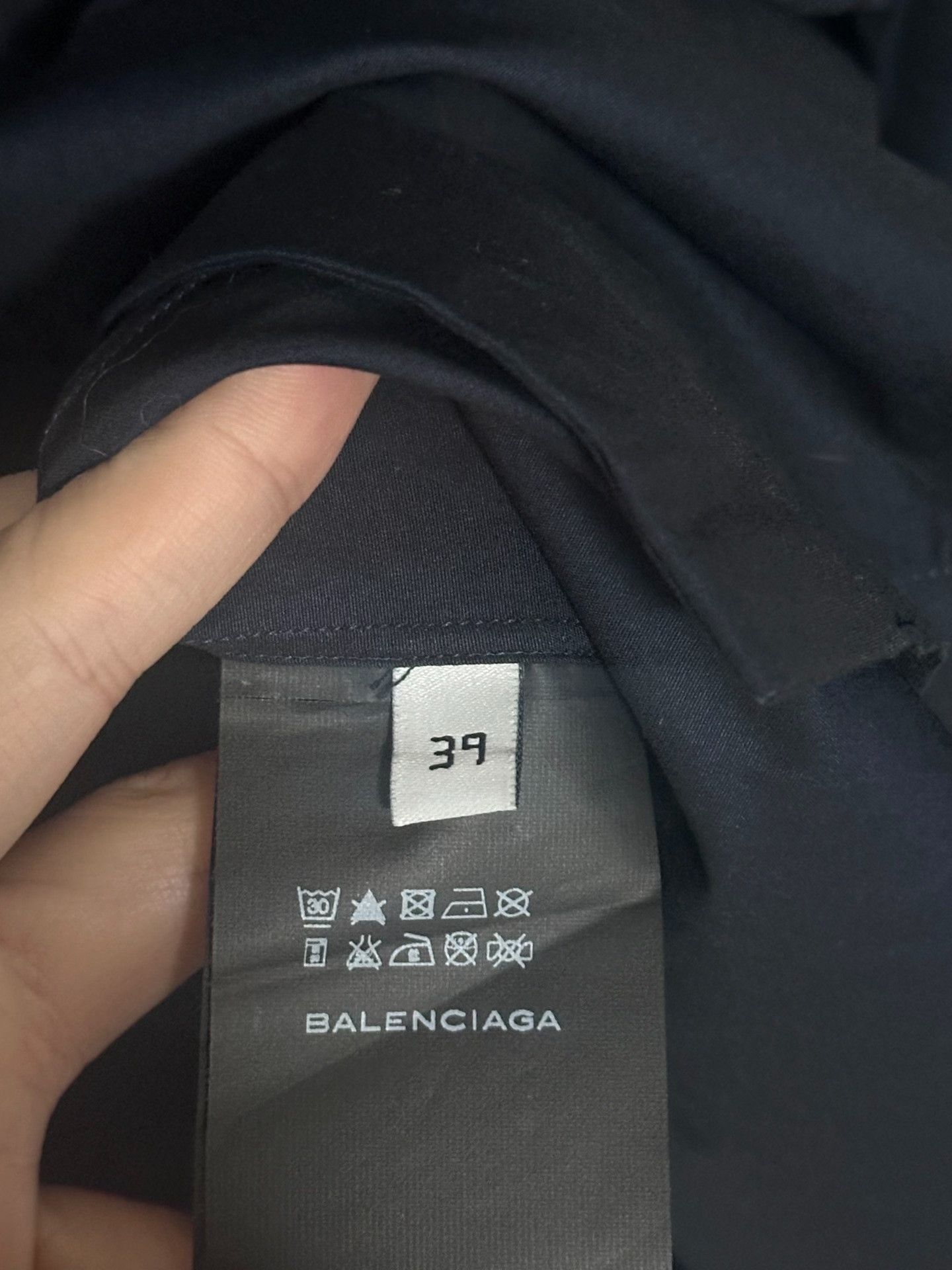 Balenciaga Balenciaga Classic Collared Long-Sleeve Shirt Size US M / EU 48-50 / 2 - 3 Thumbnail