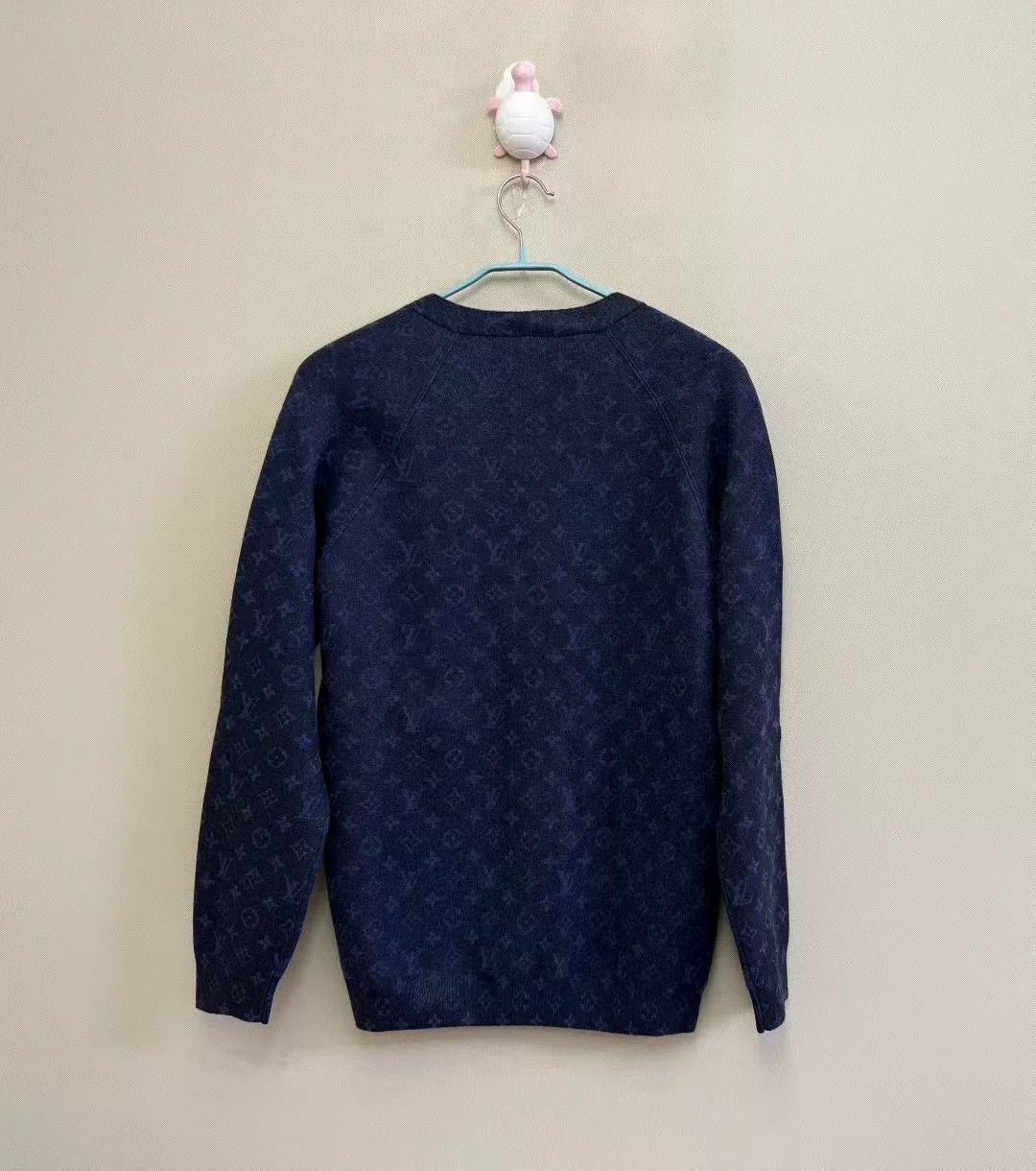 Louis Vuitton Louis Vuitton Blue Sparkle Logo Cardigan Size M / US 6-8 / IT 42-44 - 5 Thumbnail