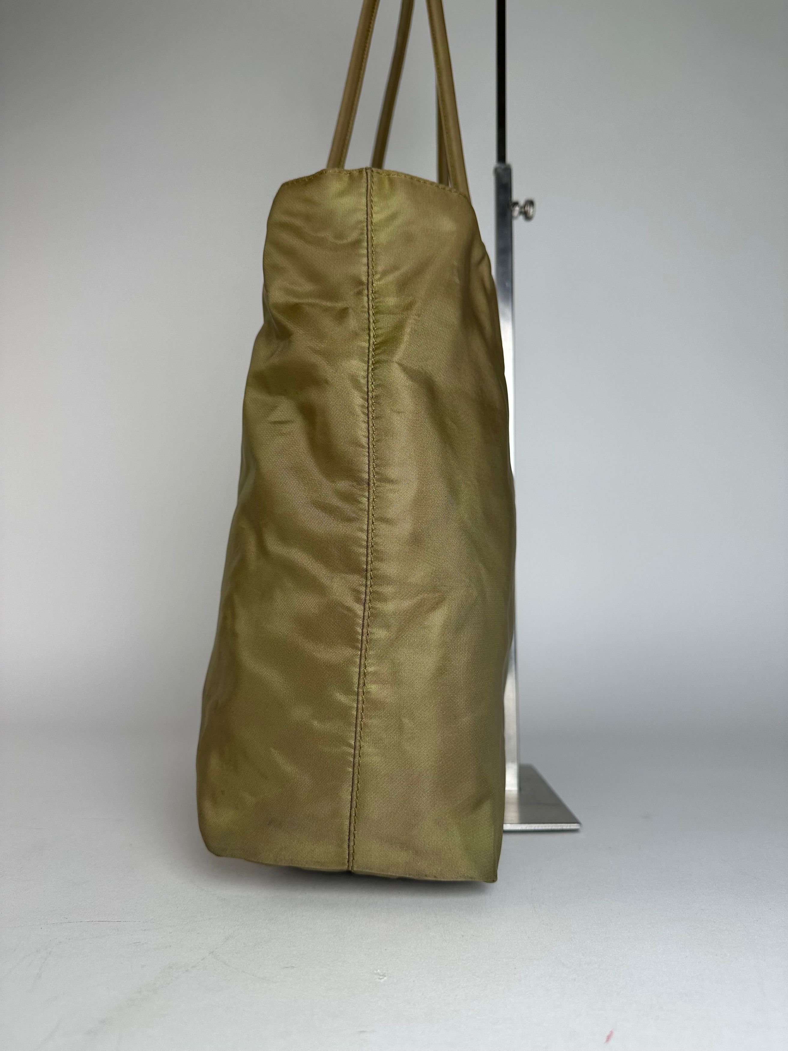Prada Vintage Triangle Polyester Handbag Green Size ONE SIZE - 9 Thumbnail
