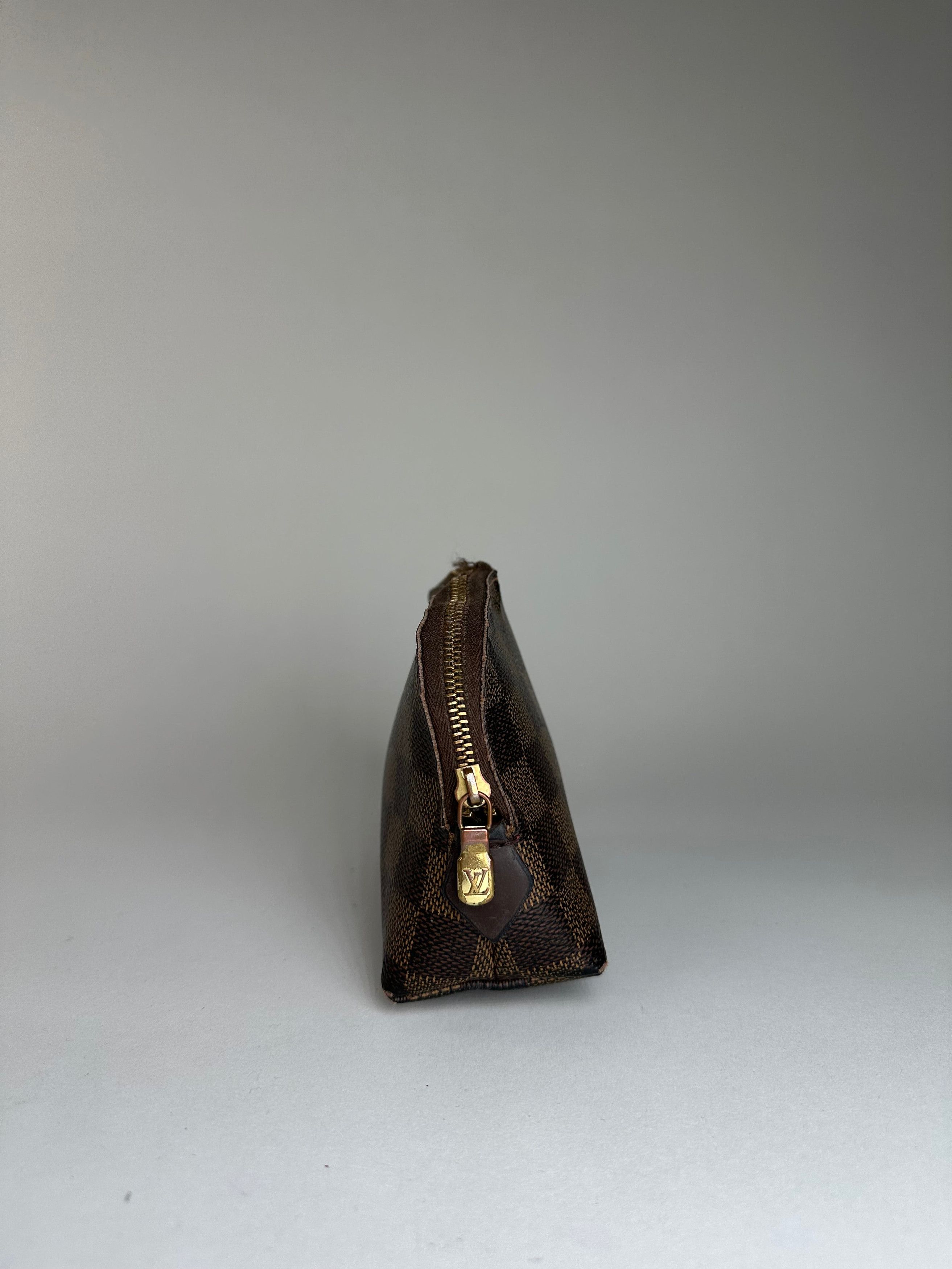 Louis Vuitton Vintage Damier Monogram Leather Clutch / Mini Bag Brown Size ONE SIZE - 3 Thumbnail