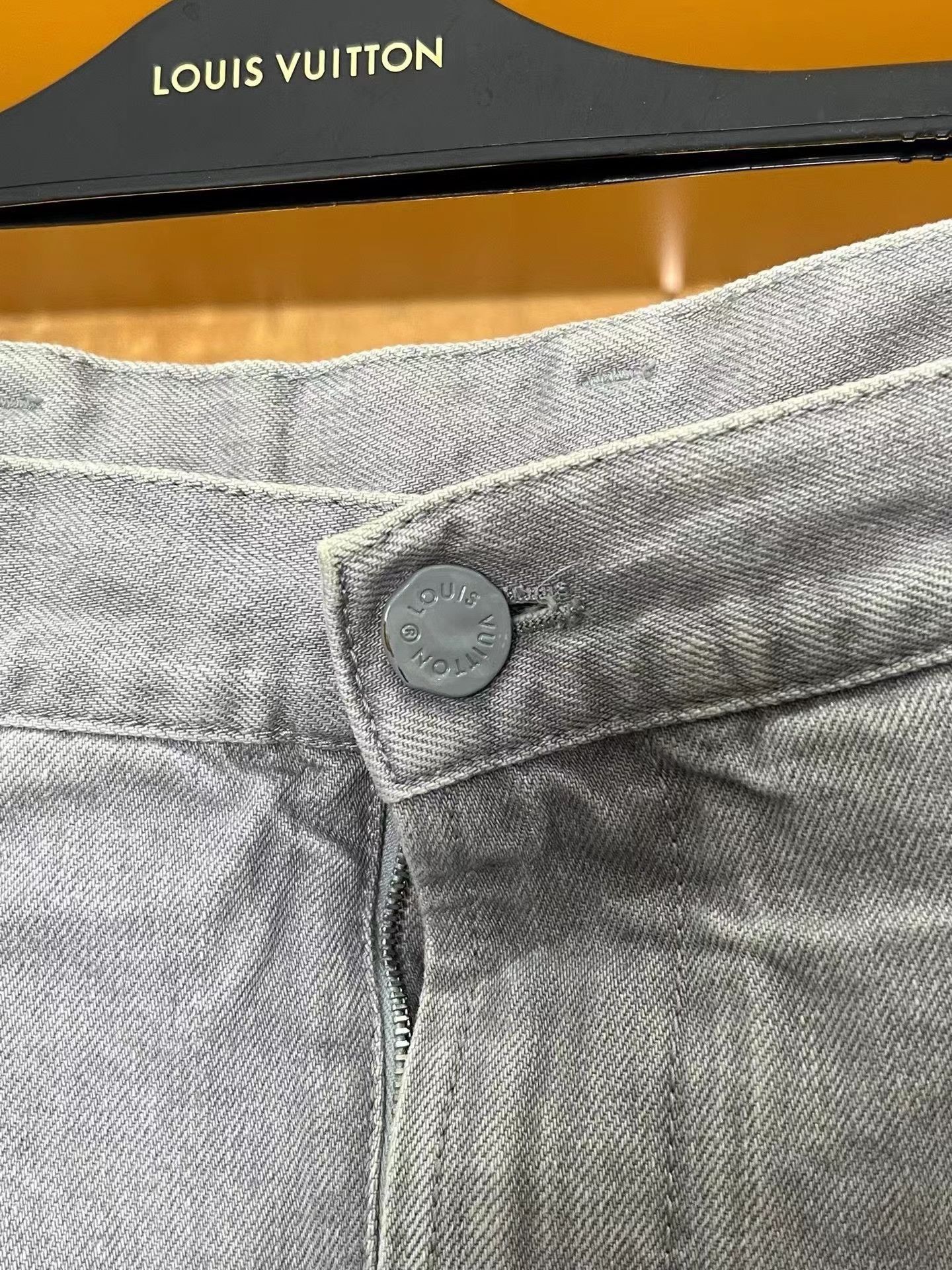 Louis Vuitton Louis Vuitton Cement Gray Baggy Jeans Size US 32 / EU 48 - 3 Thumbnail