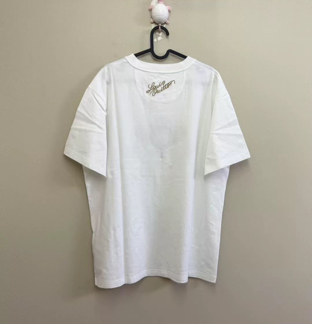 Louis Vuitton Louis Vuitton LV x Pharrell Pearl Logo Tee Size US XXL / EU 58 / 5 - 4 Thumbnail