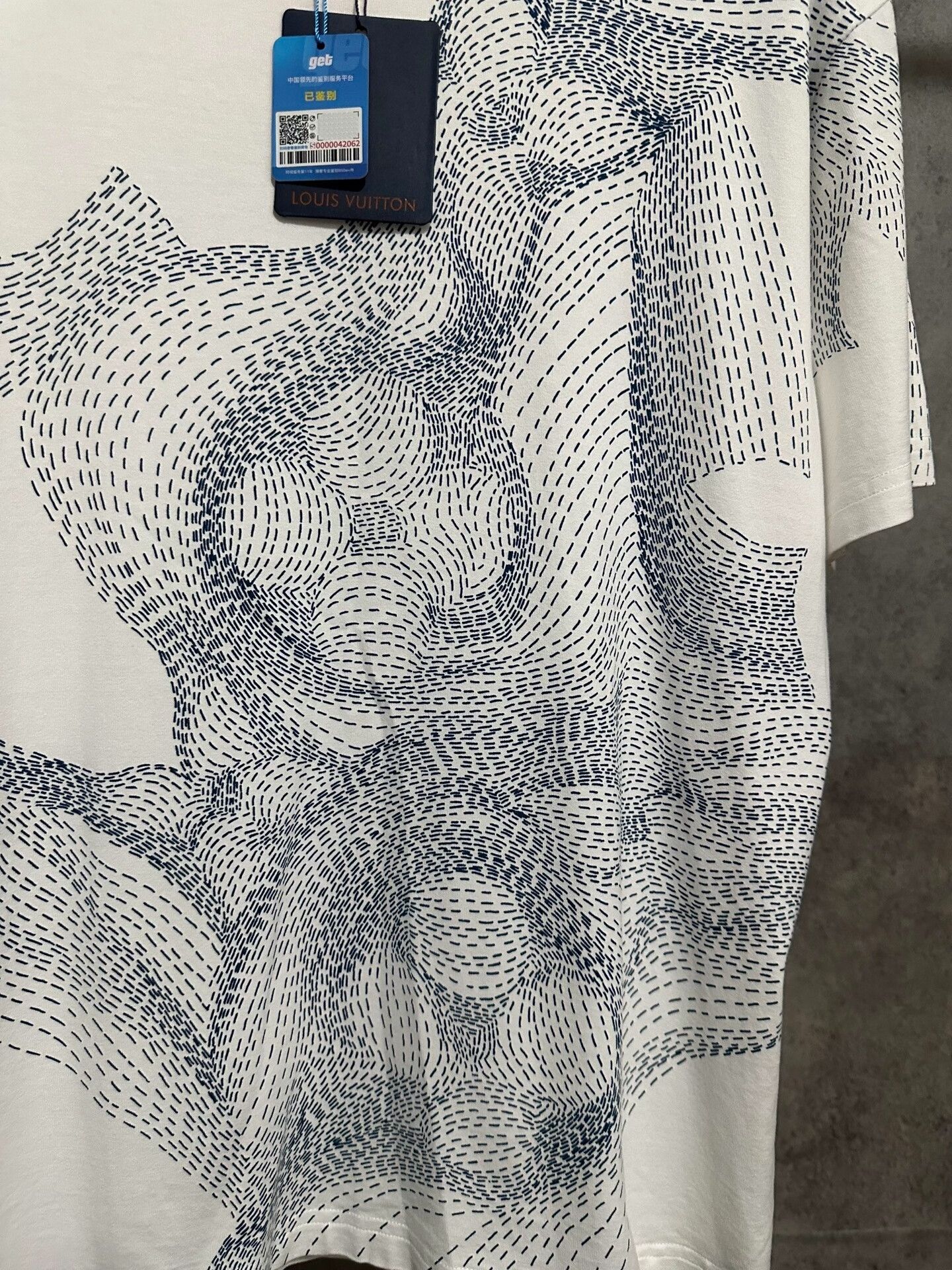 Louis Vuitton LV Three-Flower Logo Short-Sleeve T-Shirt Size US L / EU 52-54 / 3 - 2 Thumbnail