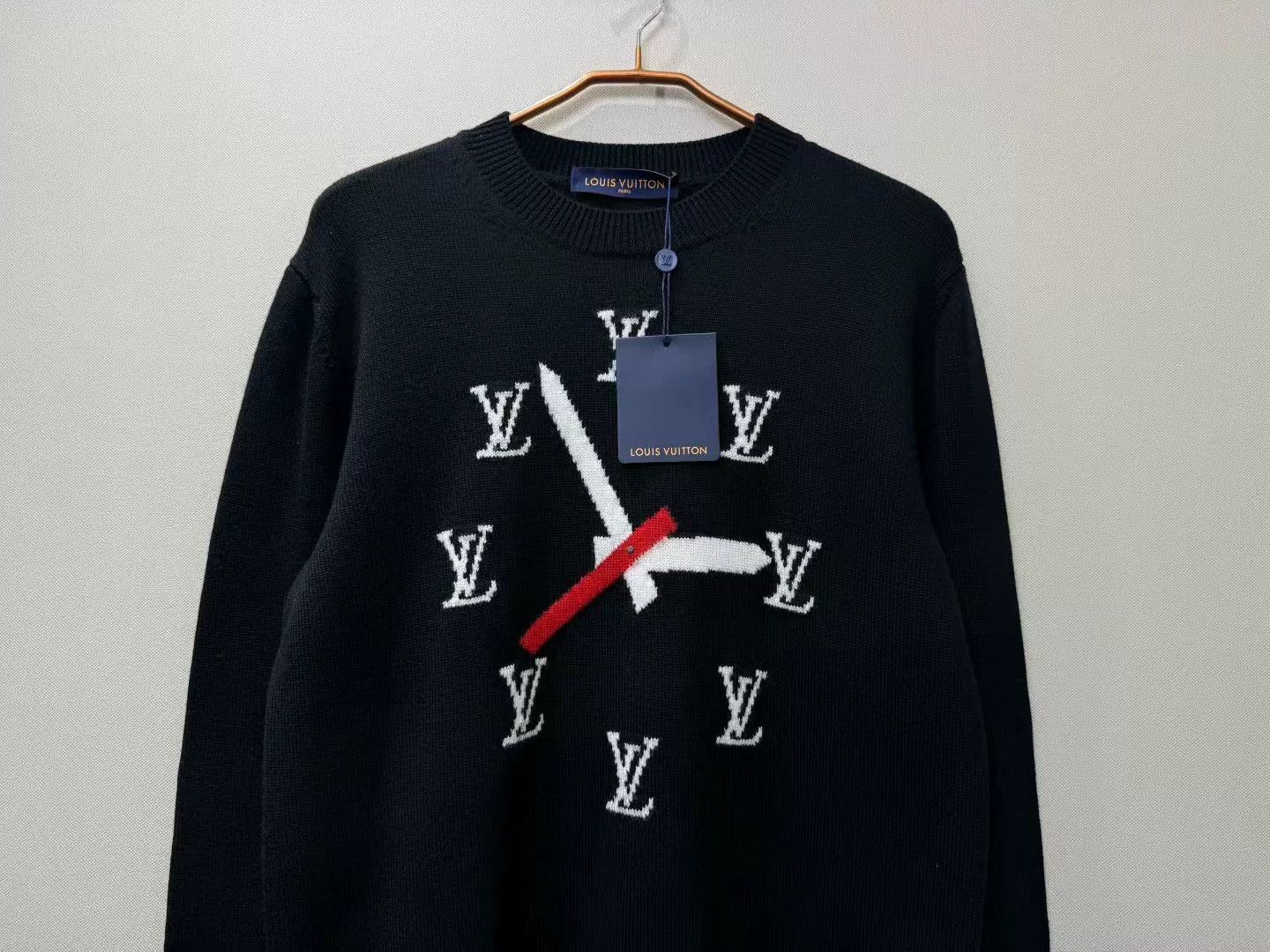 Louis Vuitton Louis Vuitton Clock Letter Sweater Size US M / EU 48-50 / 2 - 2 Thumbnail