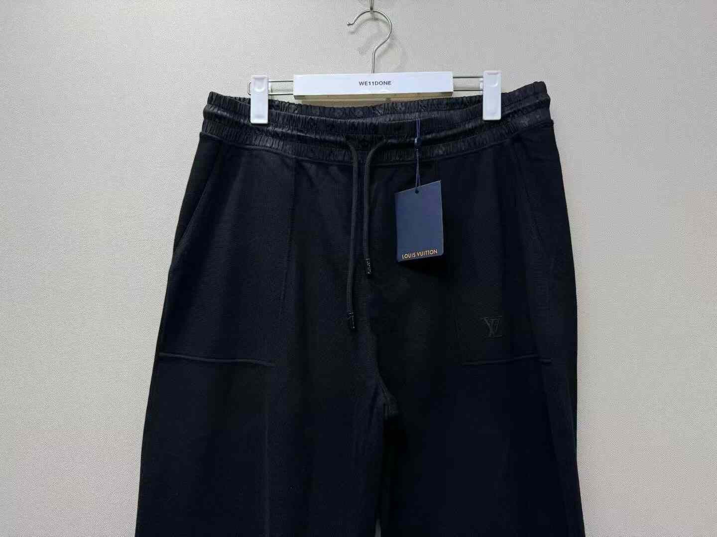 Louis Vuitton Louis Vuitton LV Logo Nylon Pants Size US 29 - 2 Thumbnail