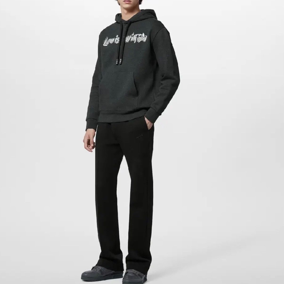Louis Vuitton Louis Vuitton SS24 Graffiti Logo Hoodie Size US XL / EU 56 / 4 - 6 Thumbnail