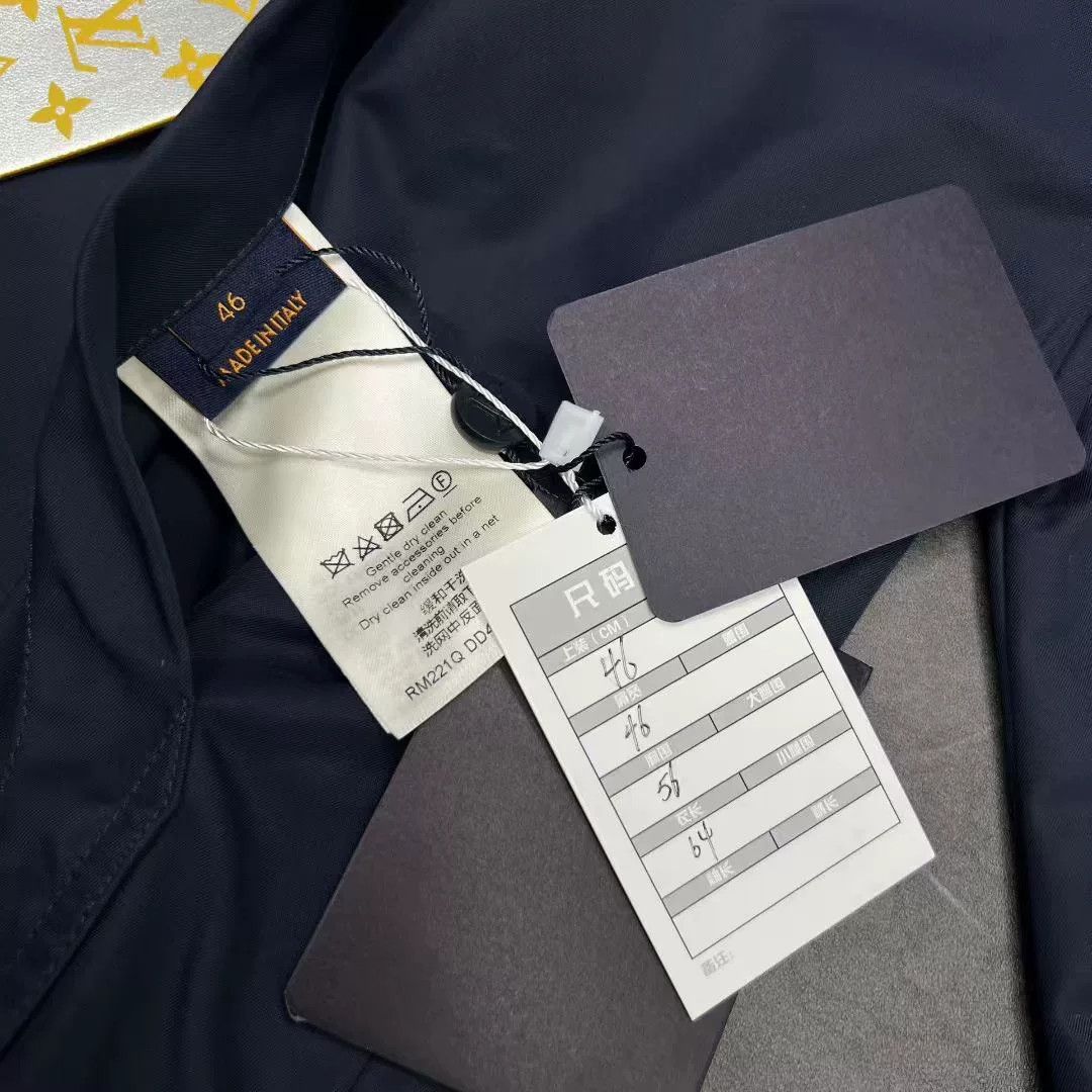 Louis Vuitton Louis Vuitton Reversible Jacket with Leather Patch Size US S / EU 44-46 / 1 - 5 Thumbnail