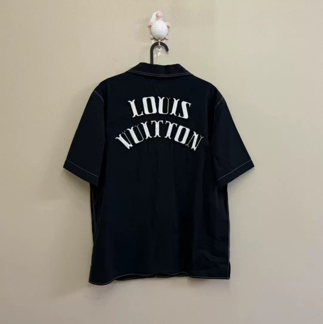 Louis Vuitton Louis Vuitton LV Letter Short-Sleeve Shirt Size US M / EU 48-50 / 2 - 4 Thumbnail