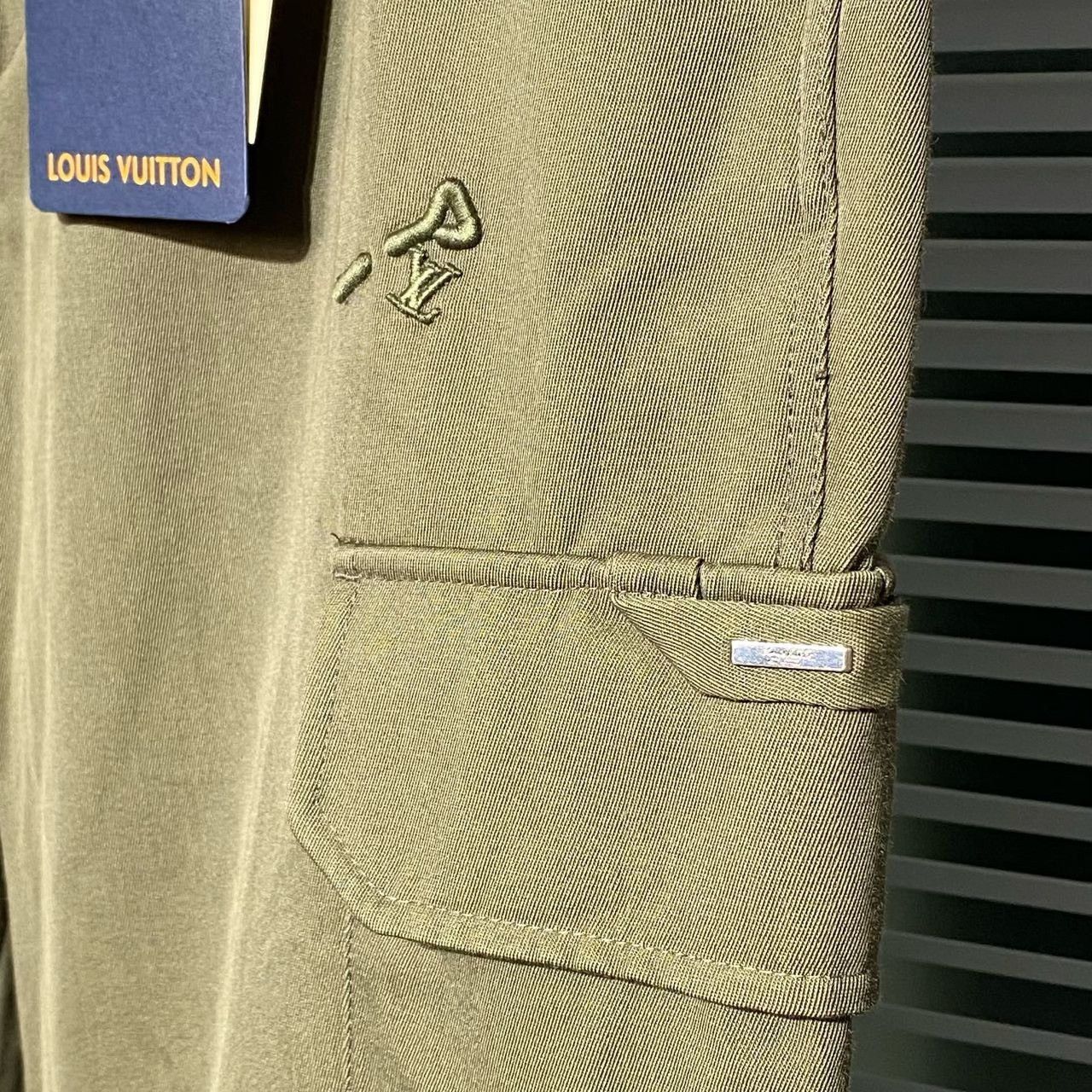 Louis Vuitton LV Logo Cargo Pants with Pockets Size US 34 / EU 50 - 7 Thumbnail