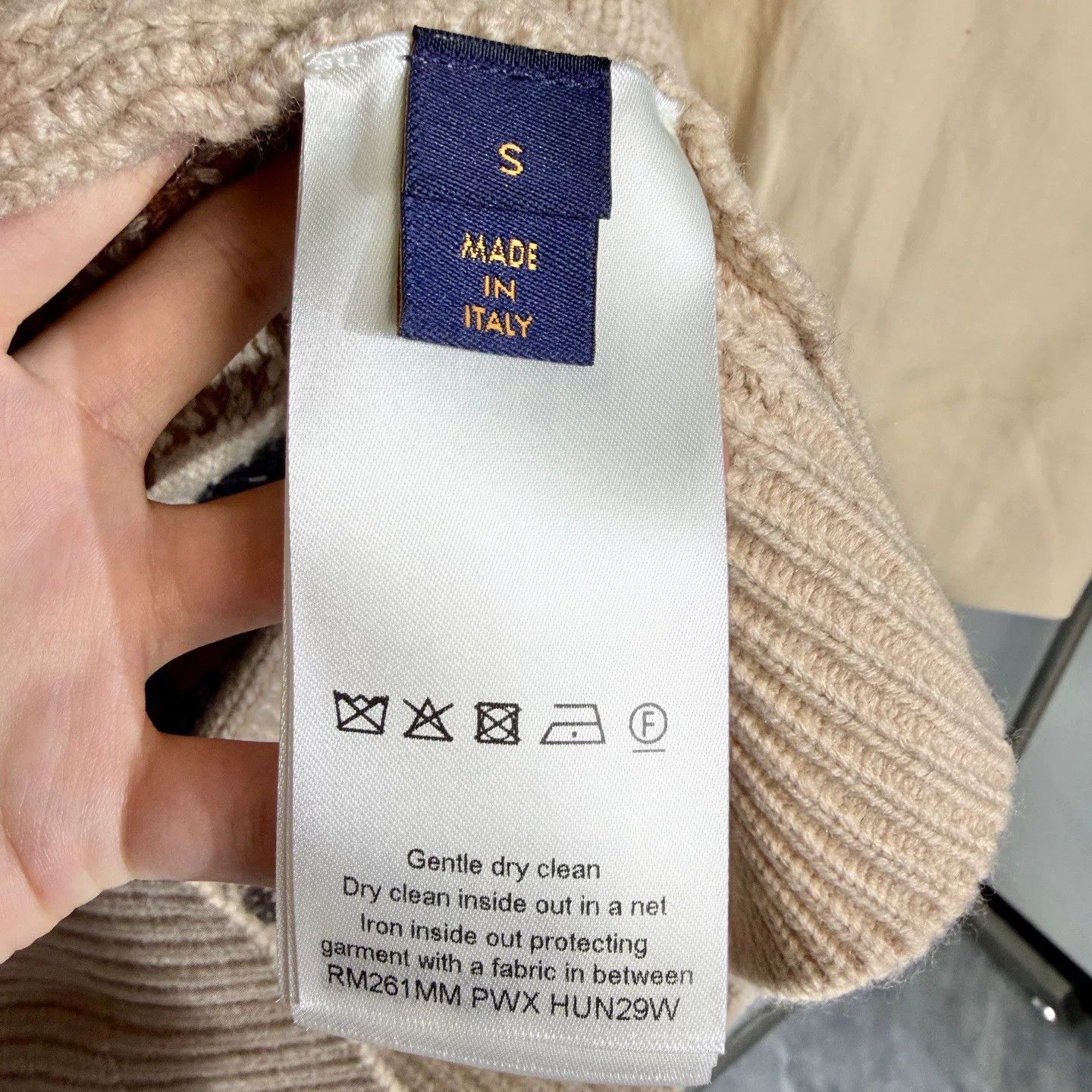 Louis Vuitton LV Ski Series Triple Flower Logo Sweater Size US S / EU 44-46 / 1 - 6 Thumbnail