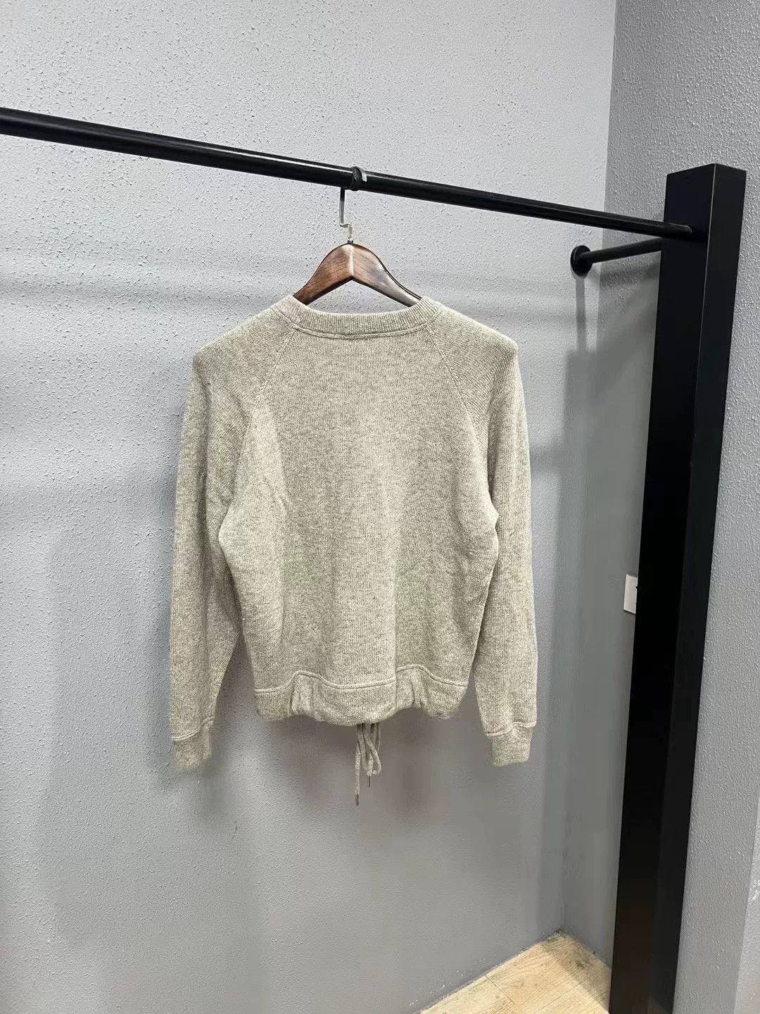 Celine Celine Oatmeal Triomphe Logo Sweater Size XS / US 0-2 / IT 36-38 - 2 Thumbnail