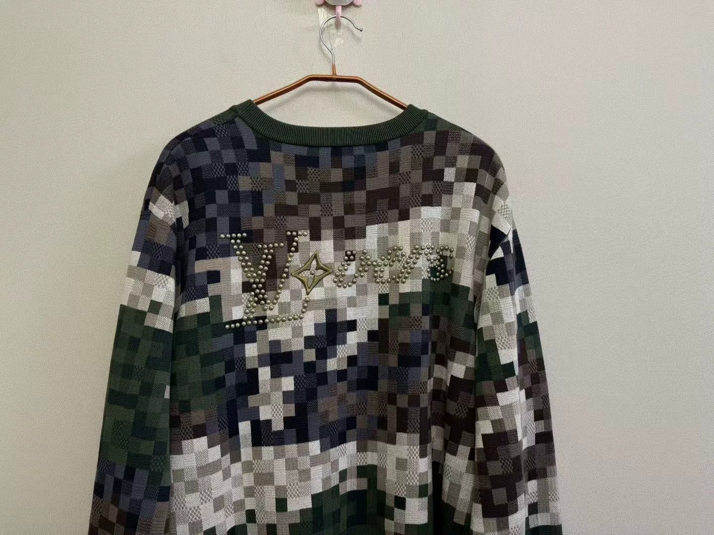 Louis Vuitton LV x Pharrell Camo Logo Sweater Size US XXL / EU 58 / 5 - 5 Thumbnail