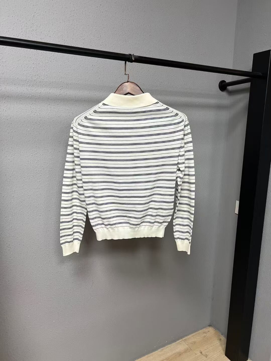 Miu Miu Miumiu White Stripe Polo Size S / US 4 / IT 40 - 2 Thumbnail