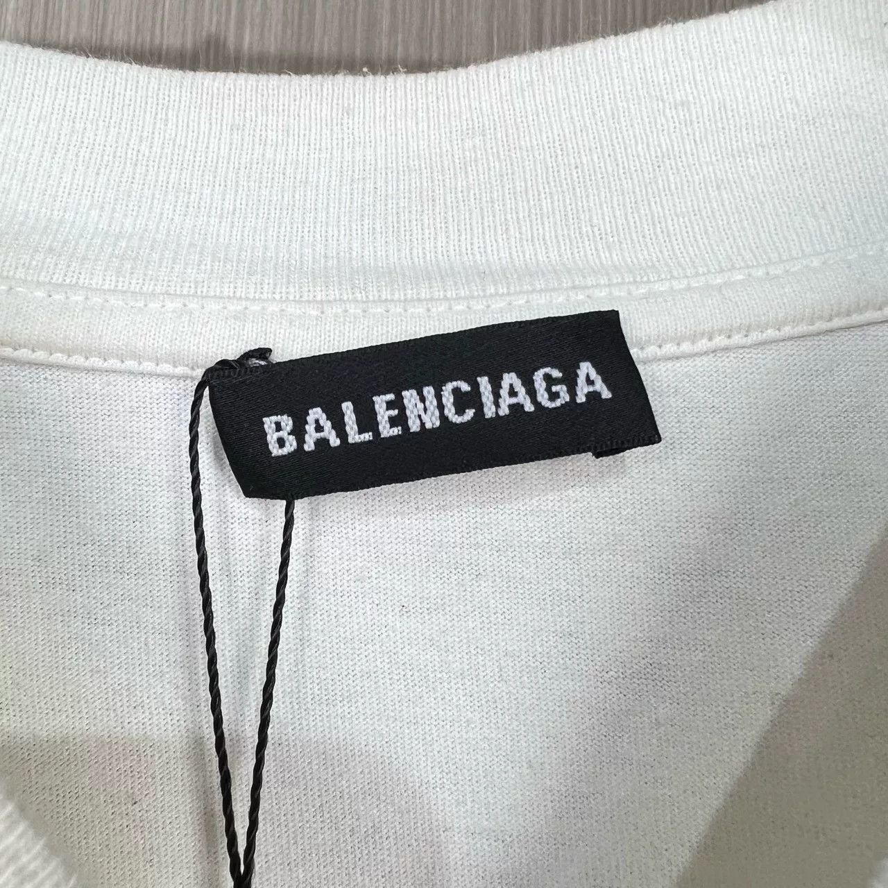 Balenciaga Balenciaga Embroidered Hem Letter Tee Size XS / US 0-2 / IT 36-38 - 5 Thumbnail