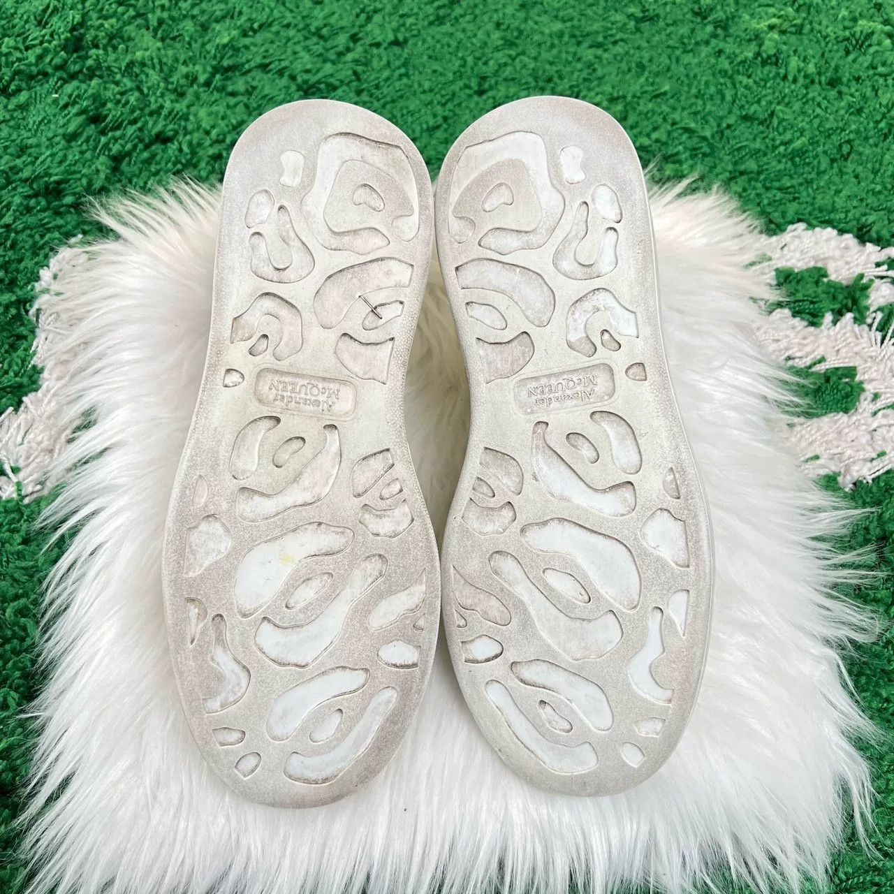 Alexander McQueen Alexander McQueen Laser Tail White Sneakers Size US 7 / EU 40 - 4 Thumbnail
