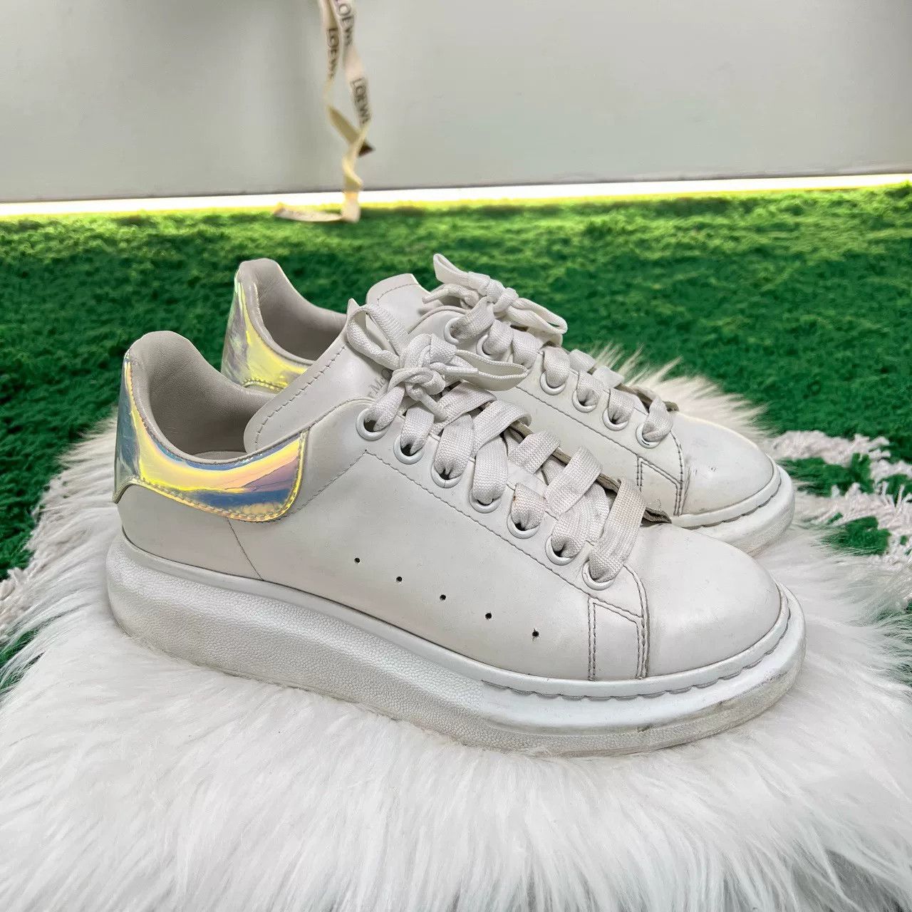 Alexander McQueen Alexander McQueen Laser Tail White Sneakers Size US 7 / EU 40 - 2 Thumbnail