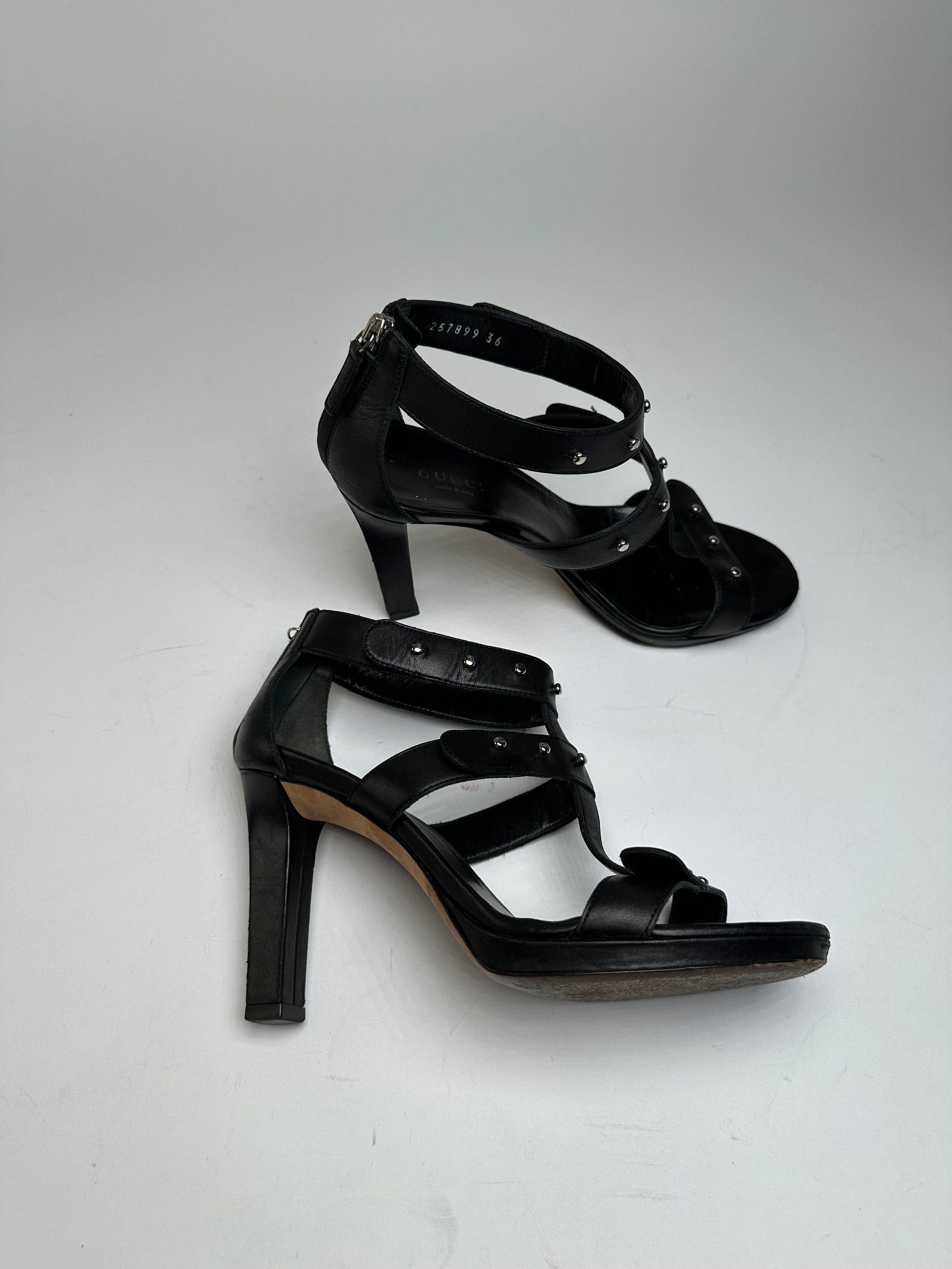 Gucci Vintage Studded Leather Pumps Black EU36 Size US 5 / IT 35 - 4 Thumbnail