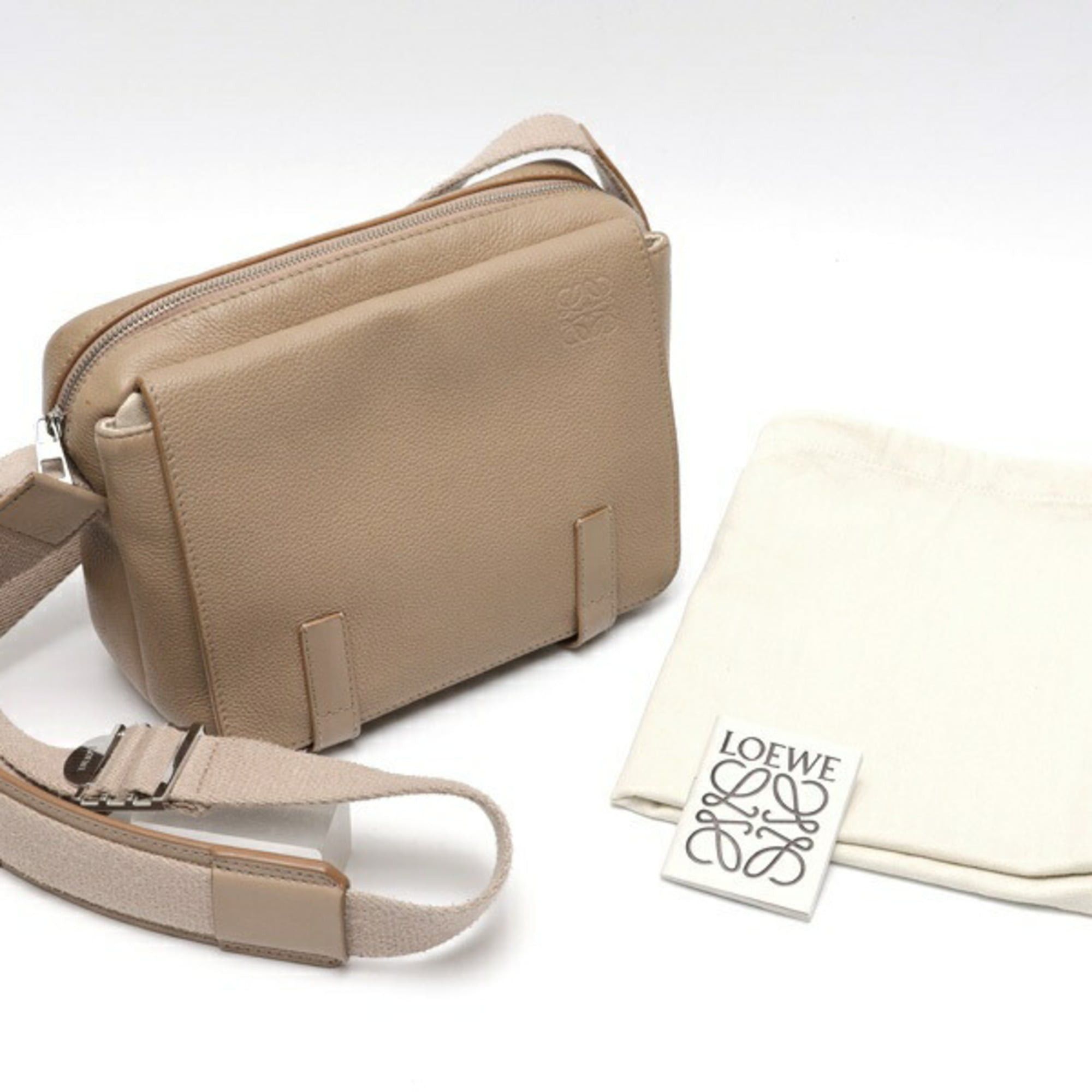 Loewe Loewe military-style shoulder bag, leather, beige. Size ONE SIZE - 10 Thumbnail